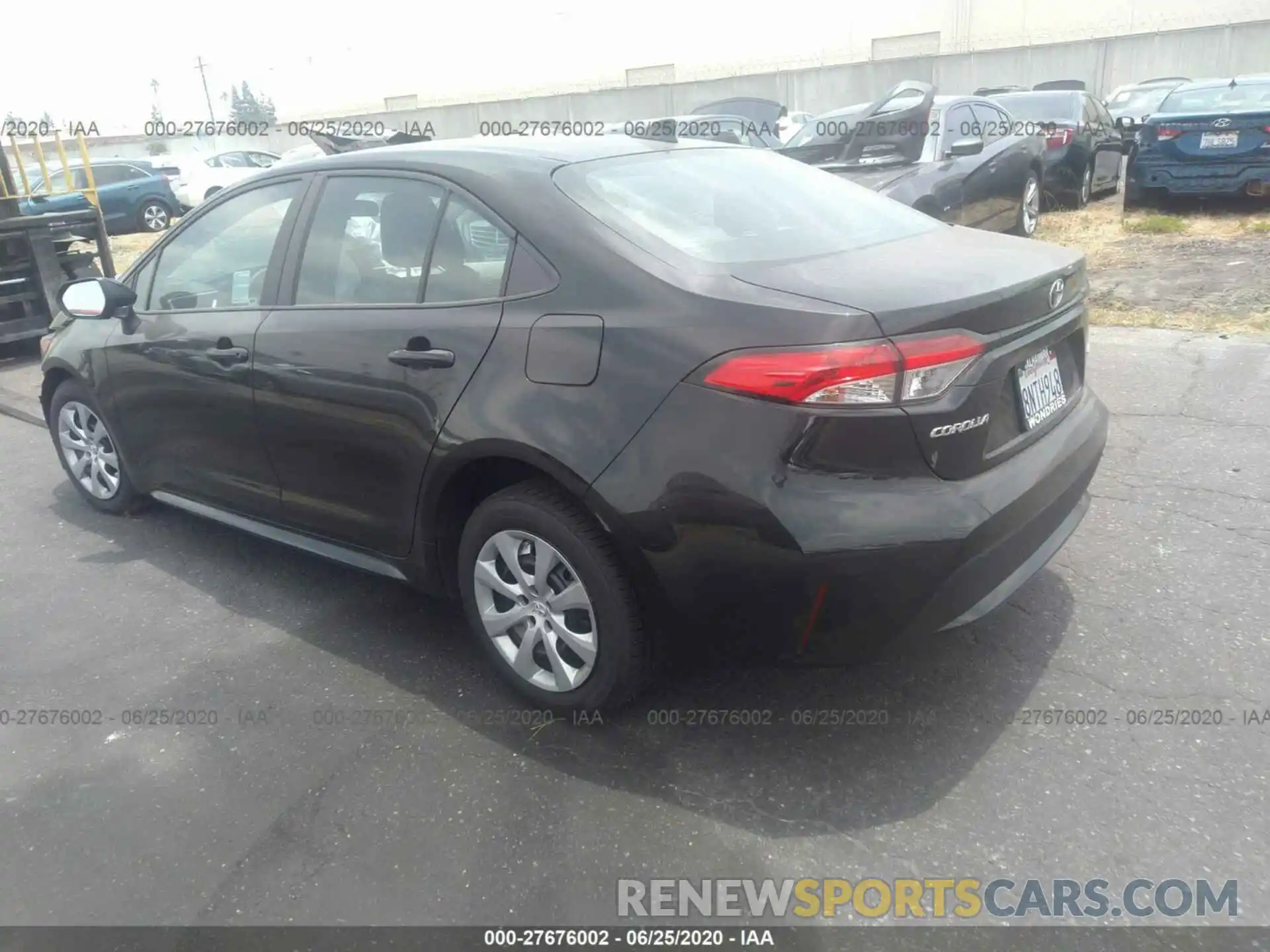 3 Photograph of a damaged car 5YFEPRAE9LP084636 TOYOTA COROLLA 2020