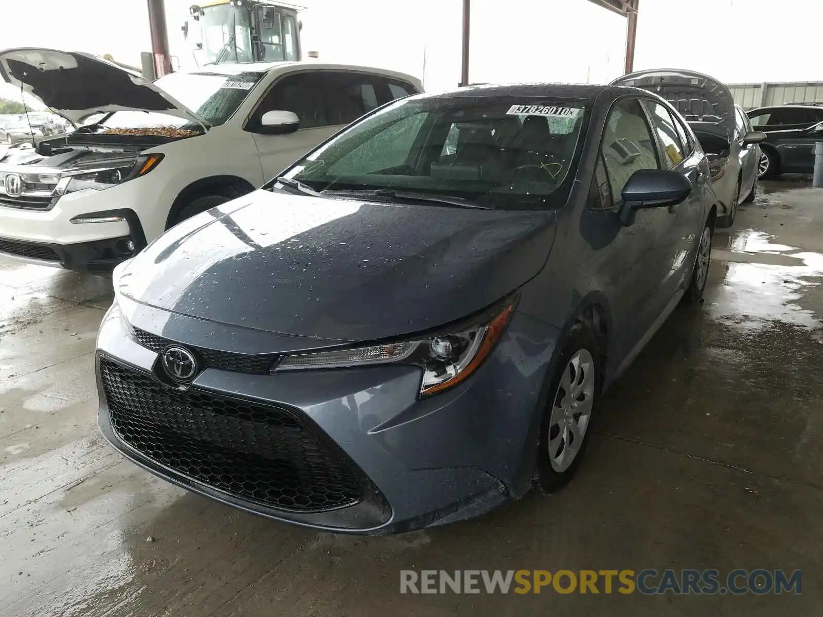 2 Photograph of a damaged car 5YFEPRAE9LP084684 TOYOTA COROLLA 2020