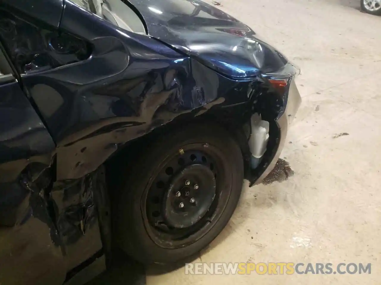 9 Photograph of a damaged car 5YFEPRAE9LP084894 TOYOTA COROLLA 2020