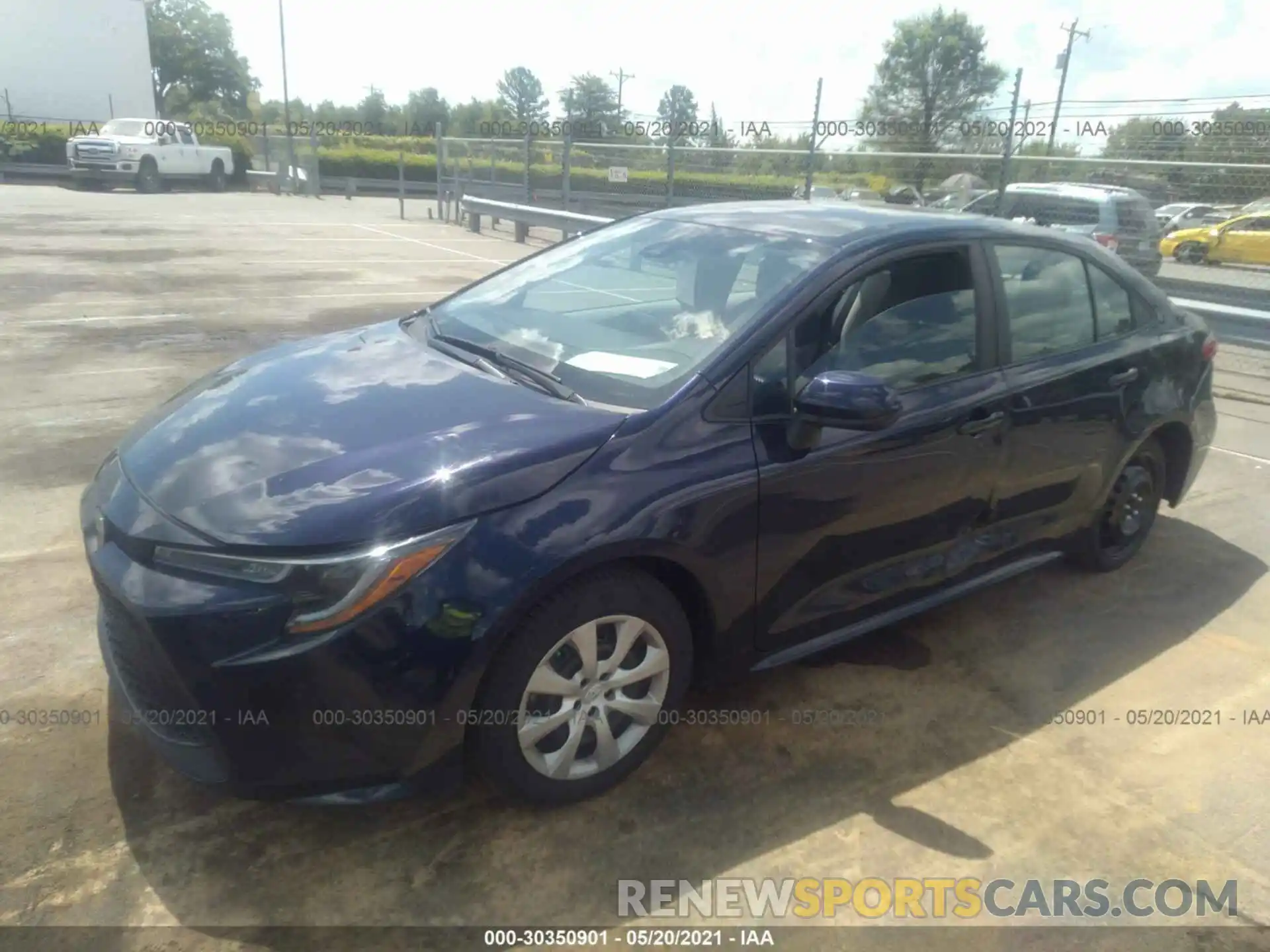 2 Photograph of a damaged car 5YFEPRAE9LP085057 TOYOTA COROLLA 2020