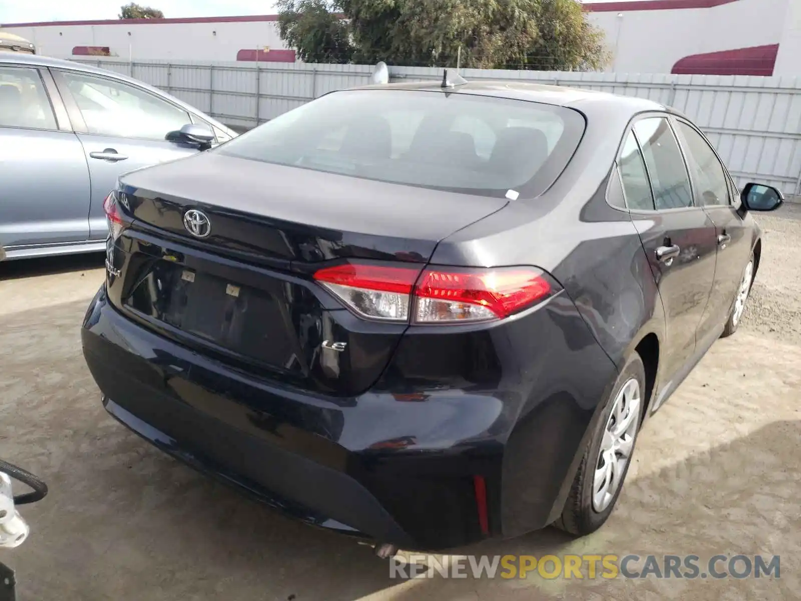 4 Photograph of a damaged car 5YFEPRAE9LP086645 TOYOTA COROLLA 2020