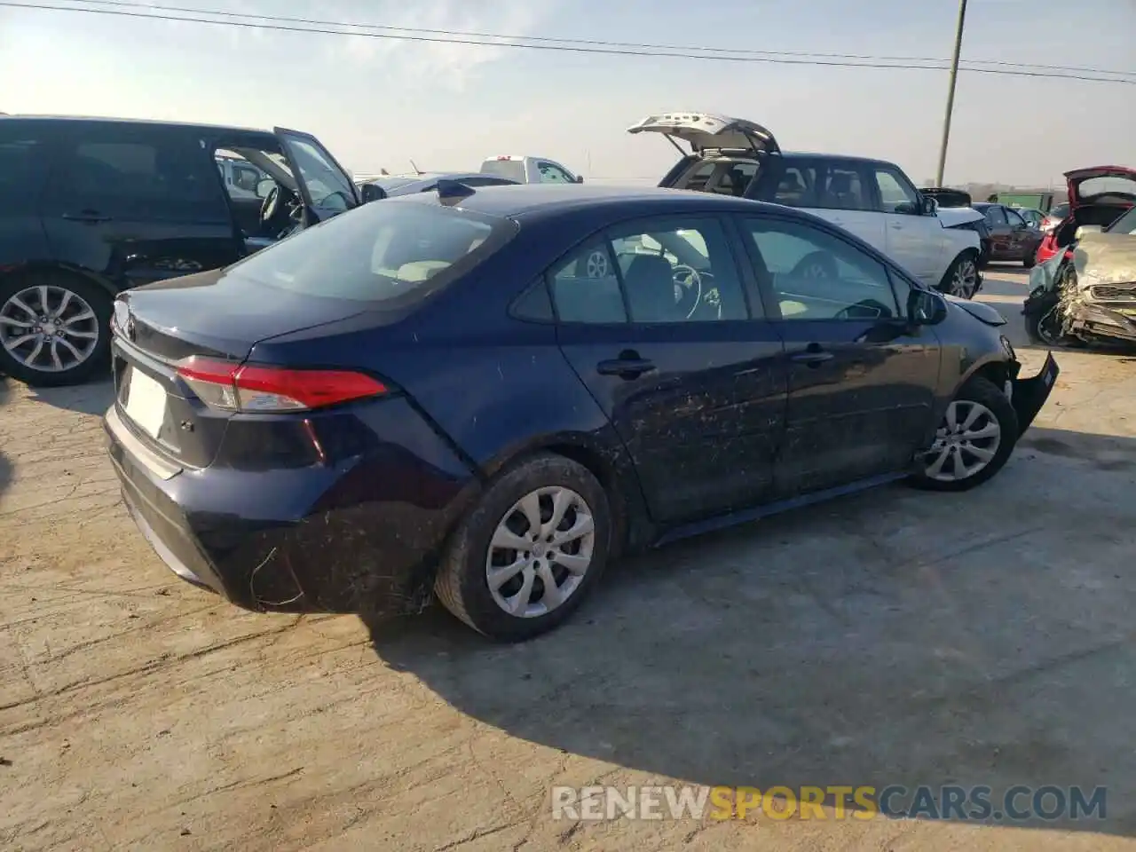 3 Photograph of a damaged car 5YFEPRAE9LP087438 TOYOTA COROLLA 2020