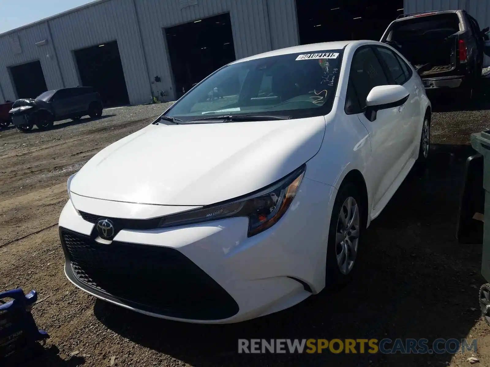 2 Photograph of a damaged car 5YFEPRAE9LP089061 TOYOTA COROLLA 2020