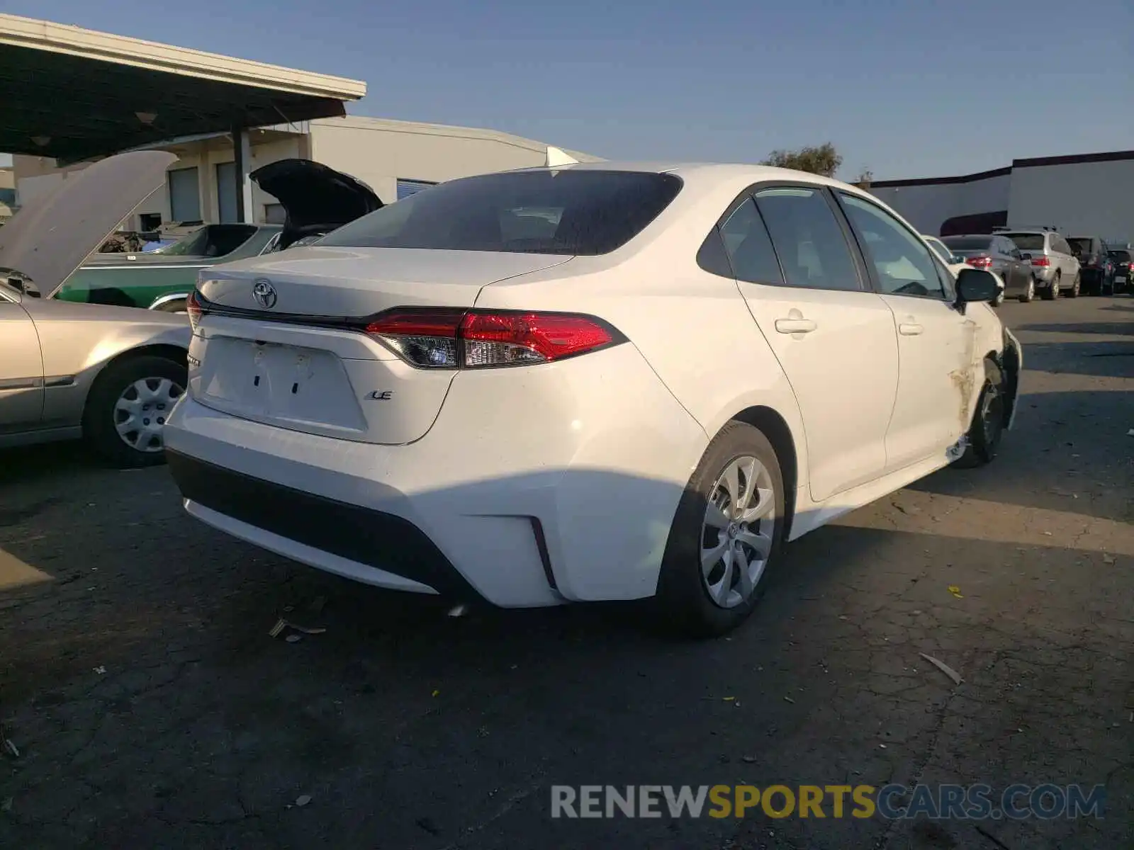 4 Photograph of a damaged car 5YFEPRAE9LP089531 TOYOTA COROLLA 2020