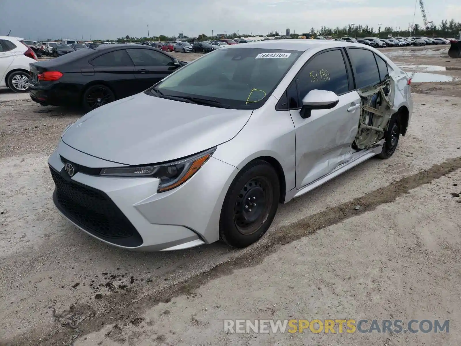 2 Photograph of a damaged car 5YFEPRAE9LP090288 TOYOTA COROLLA 2020