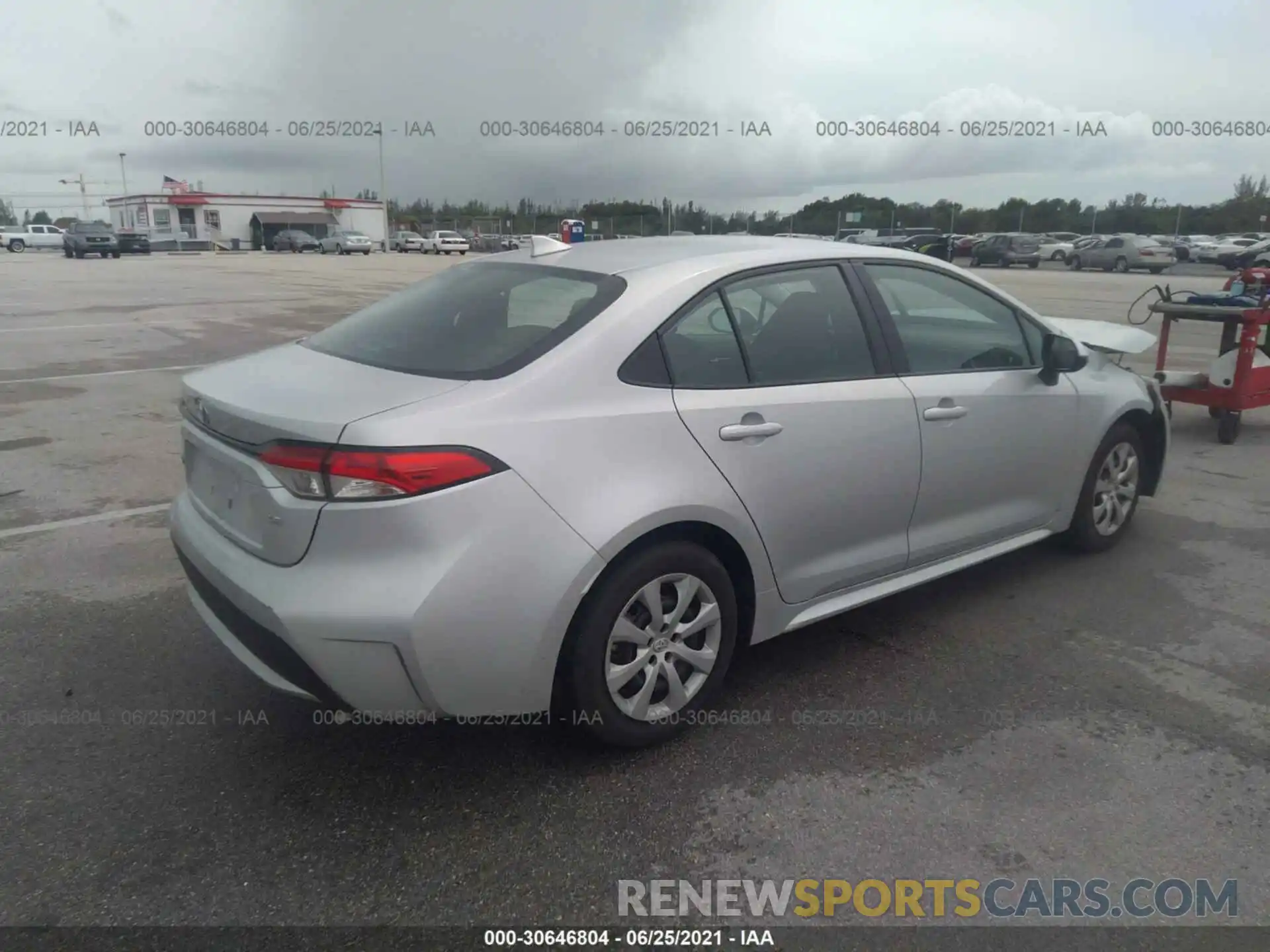 4 Photograph of a damaged car 5YFEPRAE9LP091909 TOYOTA COROLLA 2020