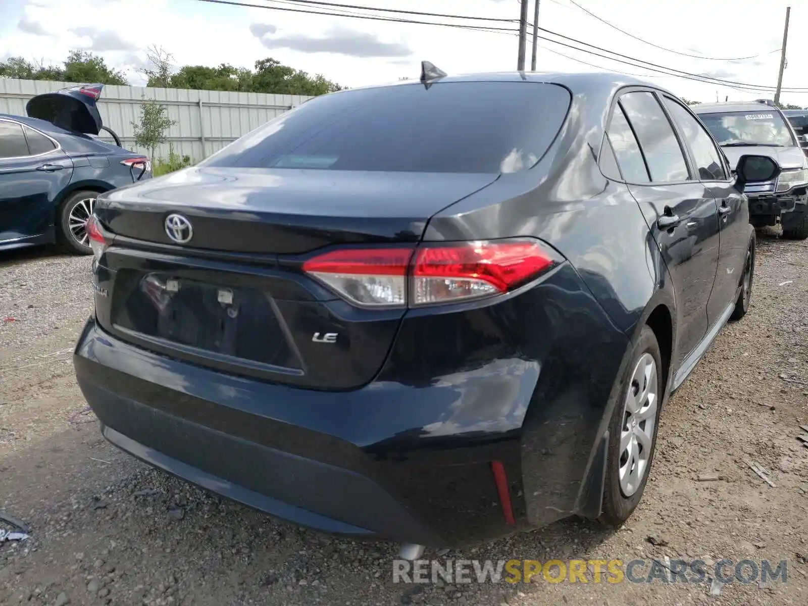 4 Photograph of a damaged car 5YFEPRAE9LP092137 TOYOTA COROLLA 2020