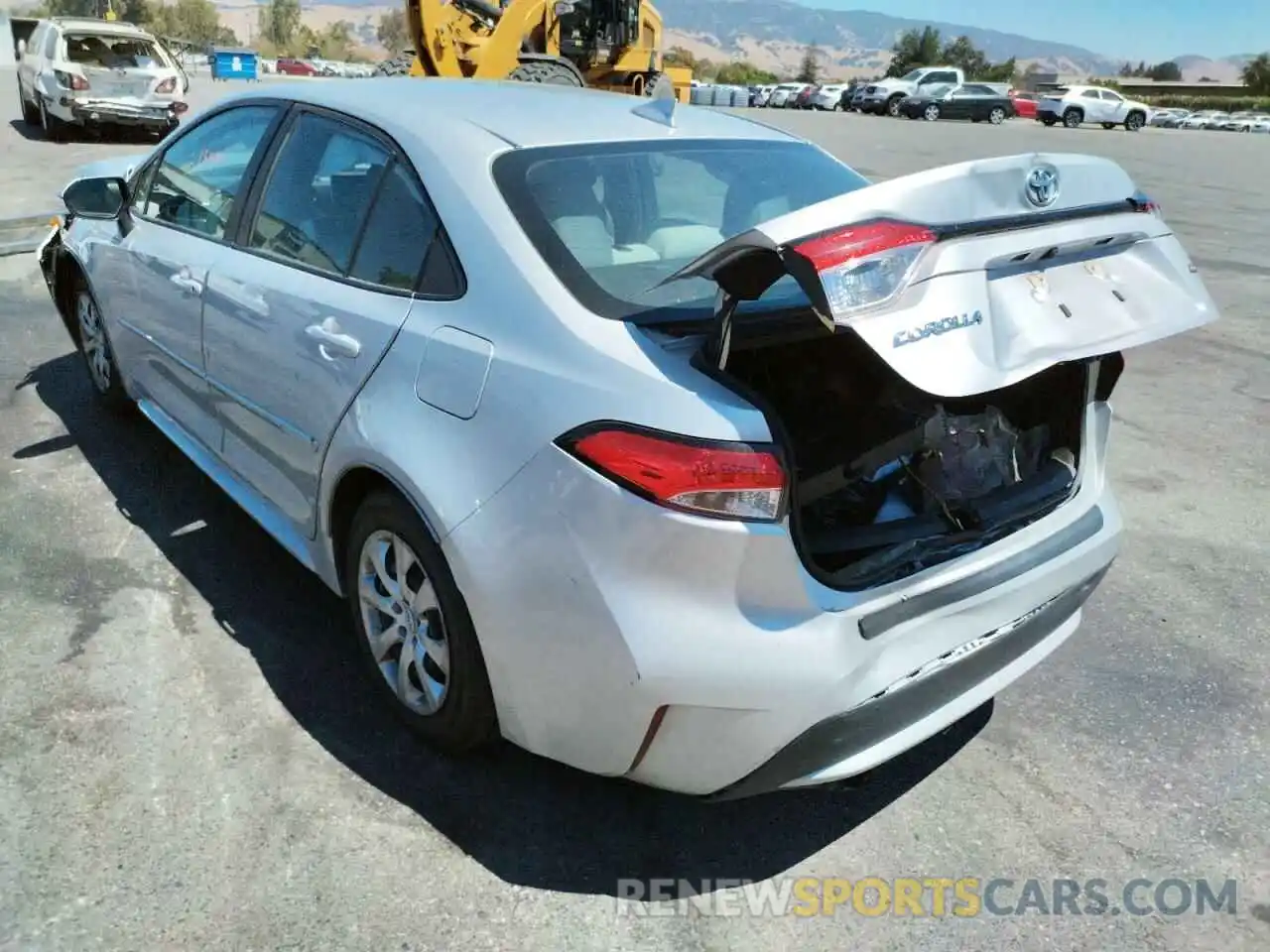 3 Photograph of a damaged car 5YFEPRAE9LP092767 TOYOTA COROLLA 2020