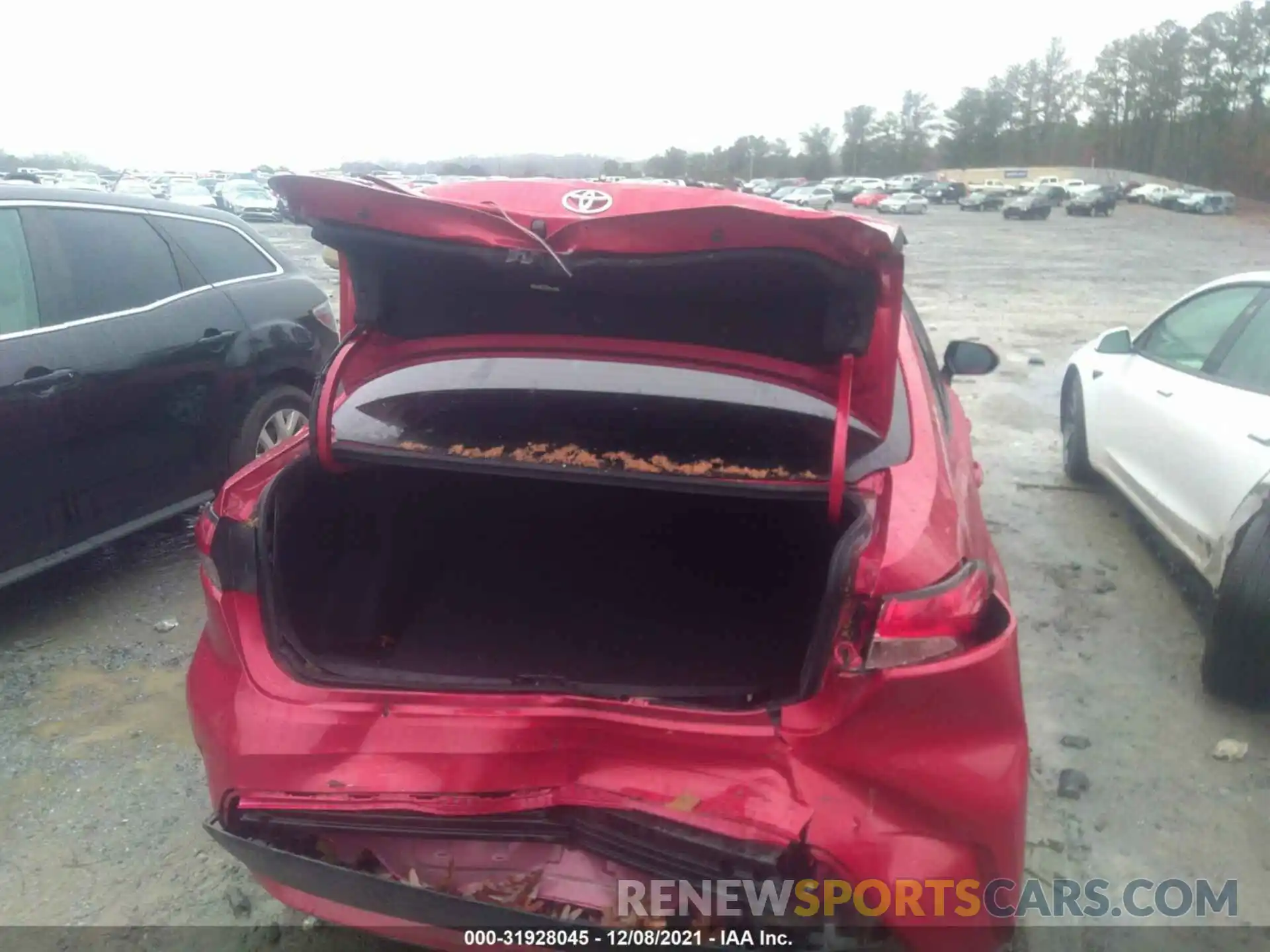 6 Photograph of a damaged car 5YFEPRAE9LP093160 TOYOTA COROLLA 2020