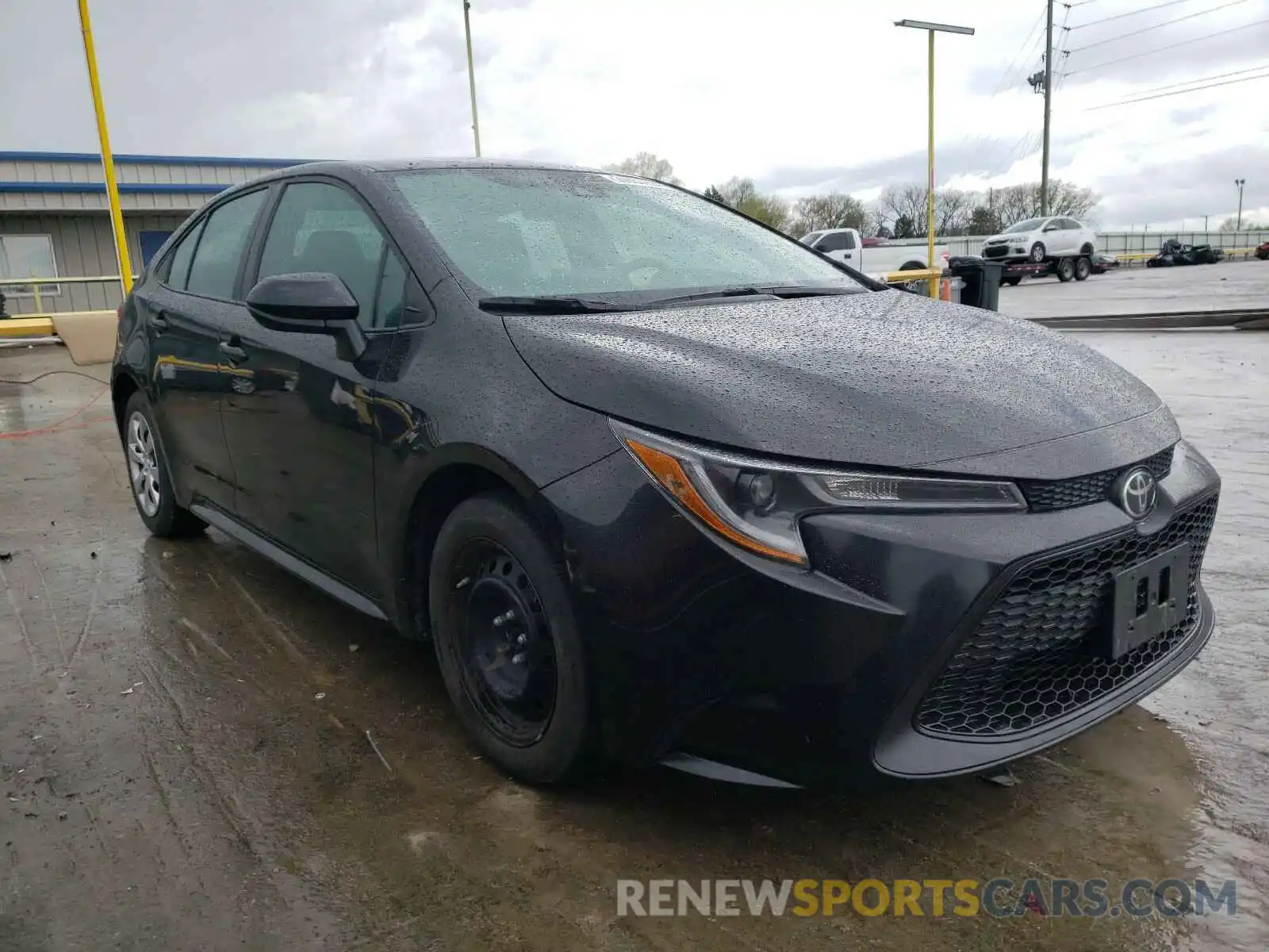 1 Photograph of a damaged car 5YFEPRAE9LP093949 TOYOTA COROLLA 2020