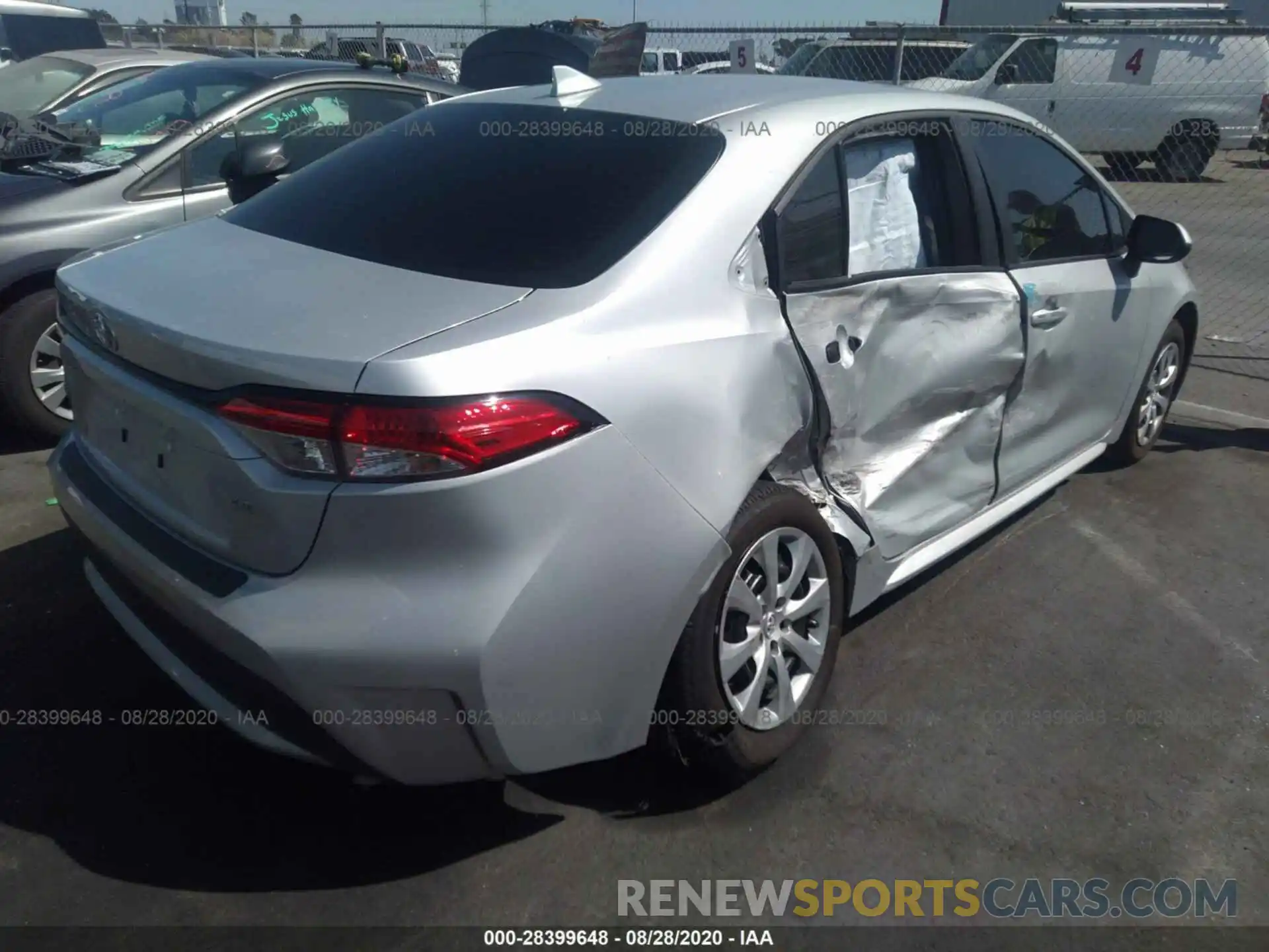 4 Photograph of a damaged car 5YFEPRAE9LP094034 TOYOTA COROLLA 2020