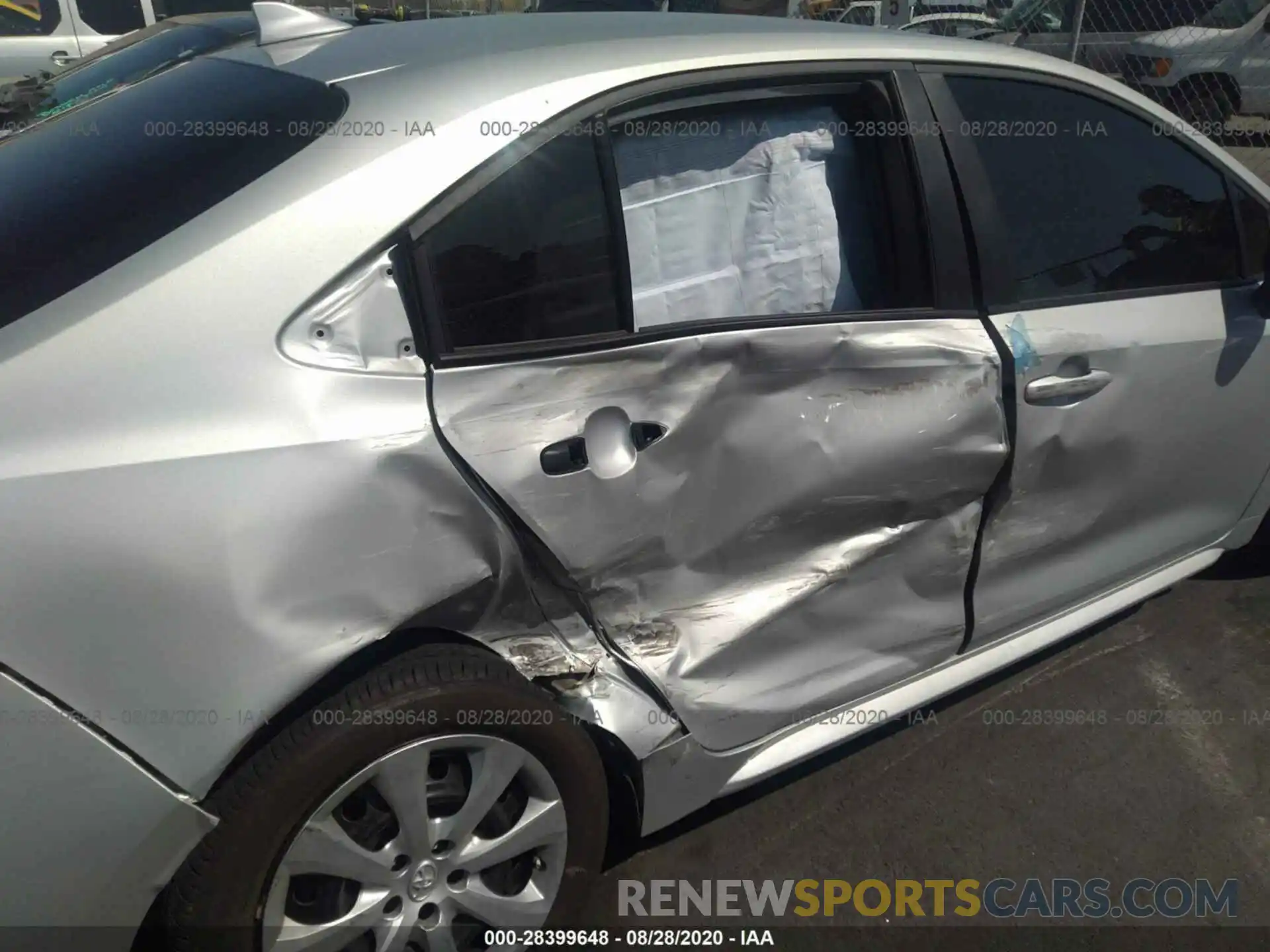 6 Photograph of a damaged car 5YFEPRAE9LP094034 TOYOTA COROLLA 2020