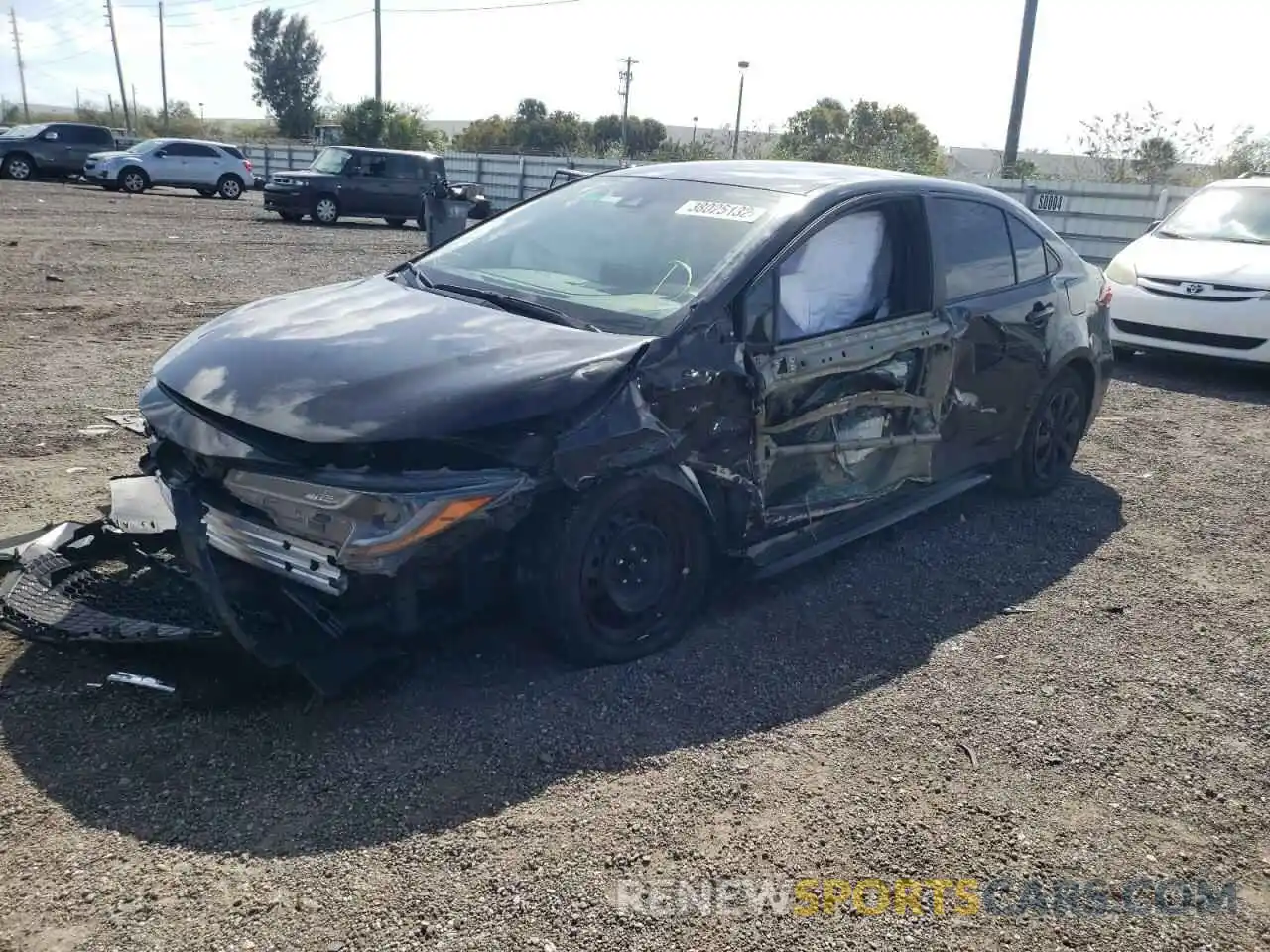 2 Photograph of a damaged car 5YFEPRAE9LP094258 TOYOTA COROLLA 2020