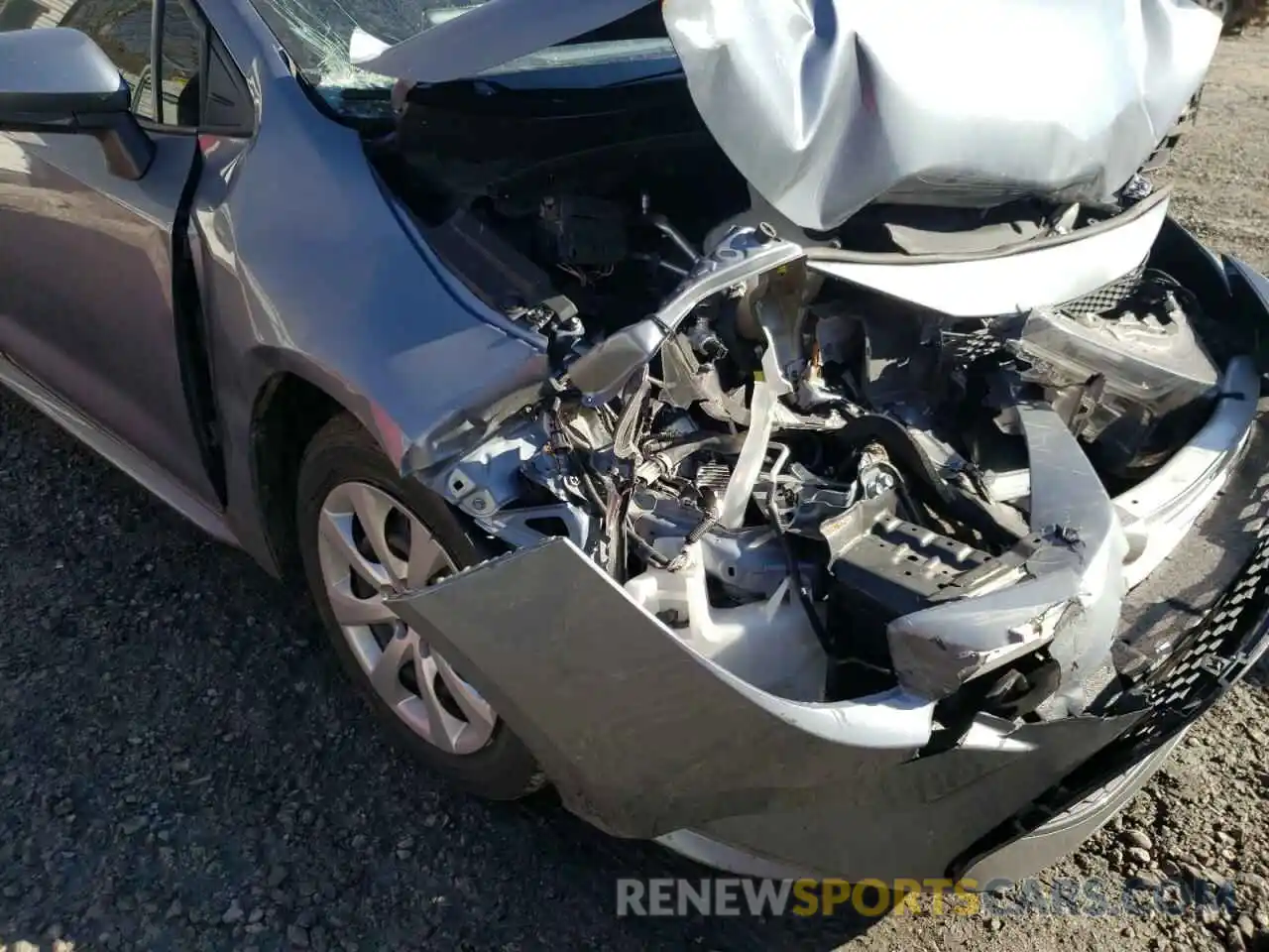 9 Photograph of a damaged car 5YFEPRAE9LP096530 TOYOTA COROLLA 2020