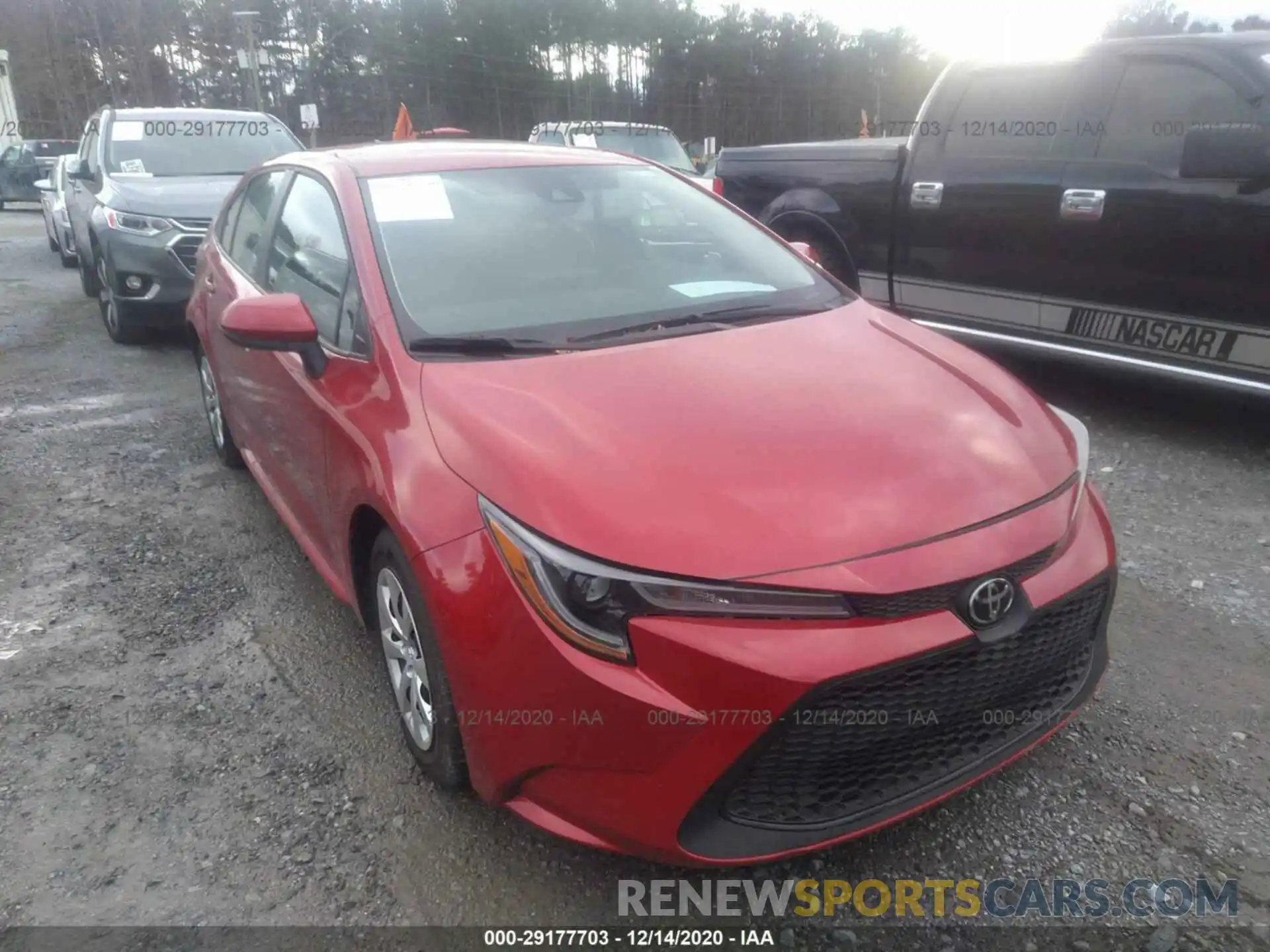 1 Photograph of a damaged car 5YFEPRAE9LP096804 TOYOTA COROLLA 2020