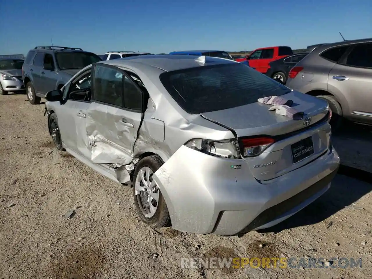 3 Photograph of a damaged car 5YFEPRAE9LP097127 TOYOTA COROLLA 2020