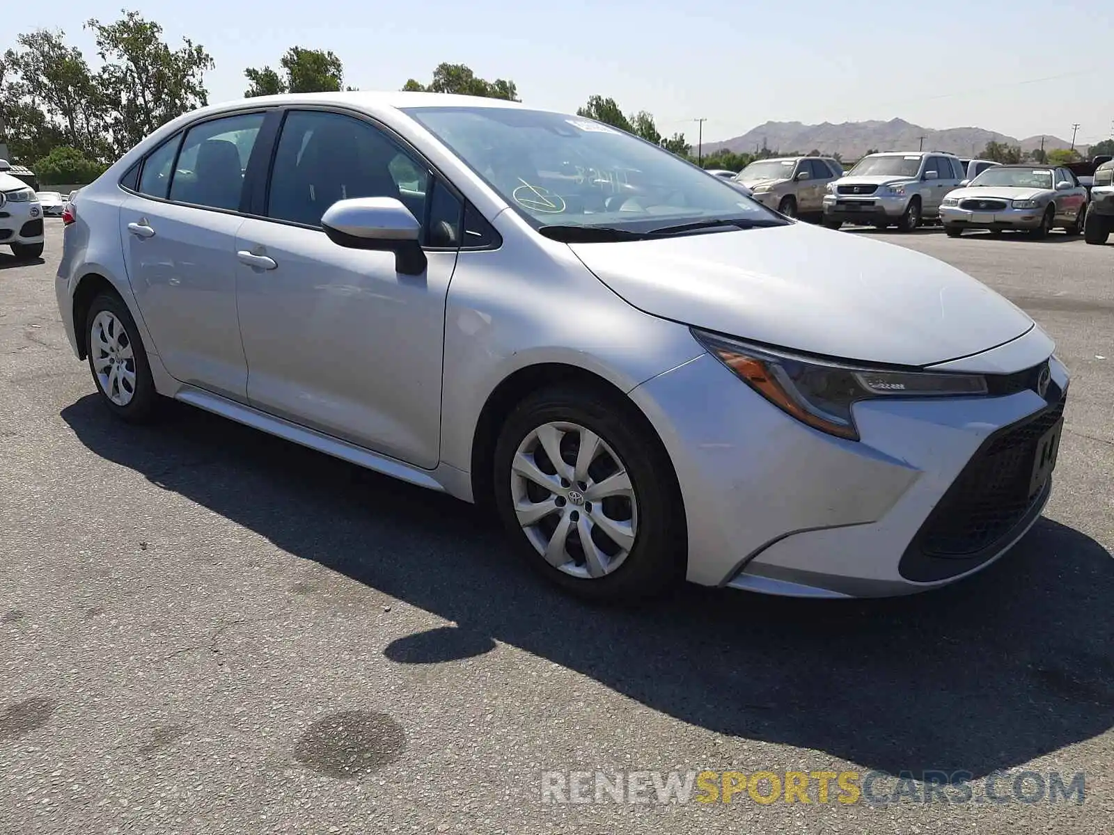 1 Photograph of a damaged car 5YFEPRAE9LP097290 TOYOTA COROLLA 2020