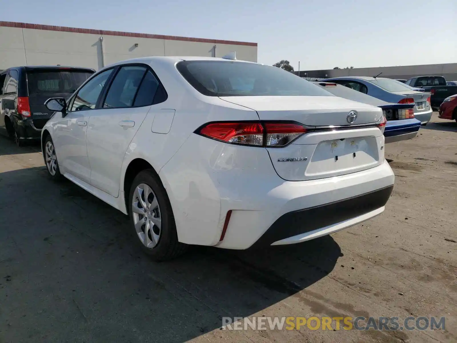 3 Photograph of a damaged car 5YFEPRAE9LP097788 TOYOTA COROLLA 2020