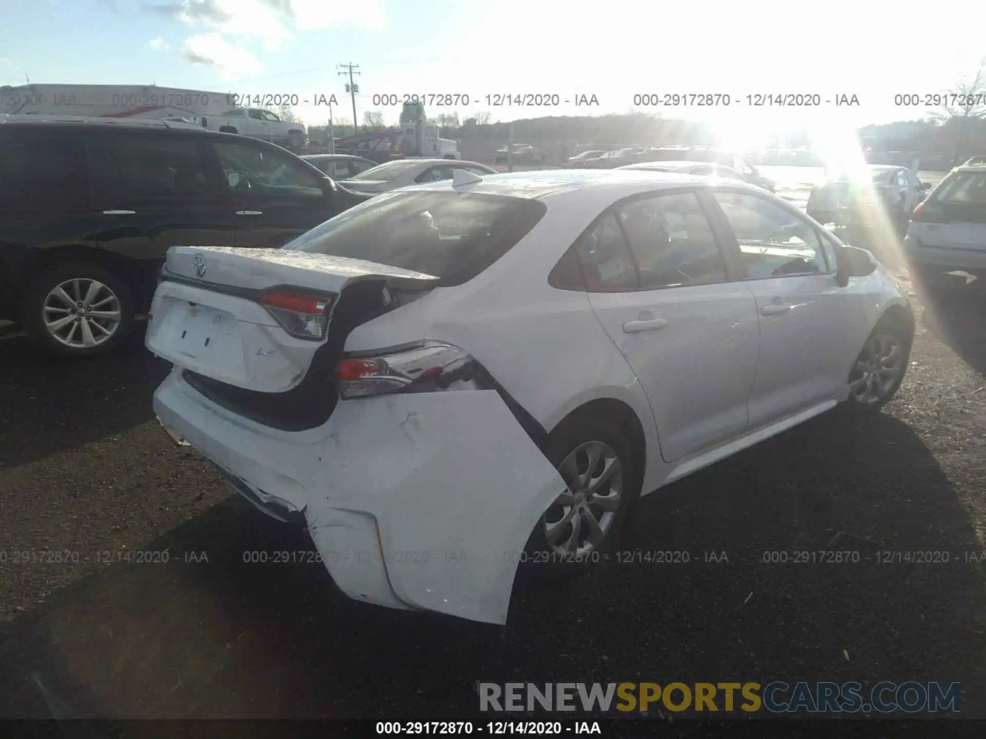 4 Photograph of a damaged car 5YFEPRAE9LP097824 TOYOTA COROLLA 2020