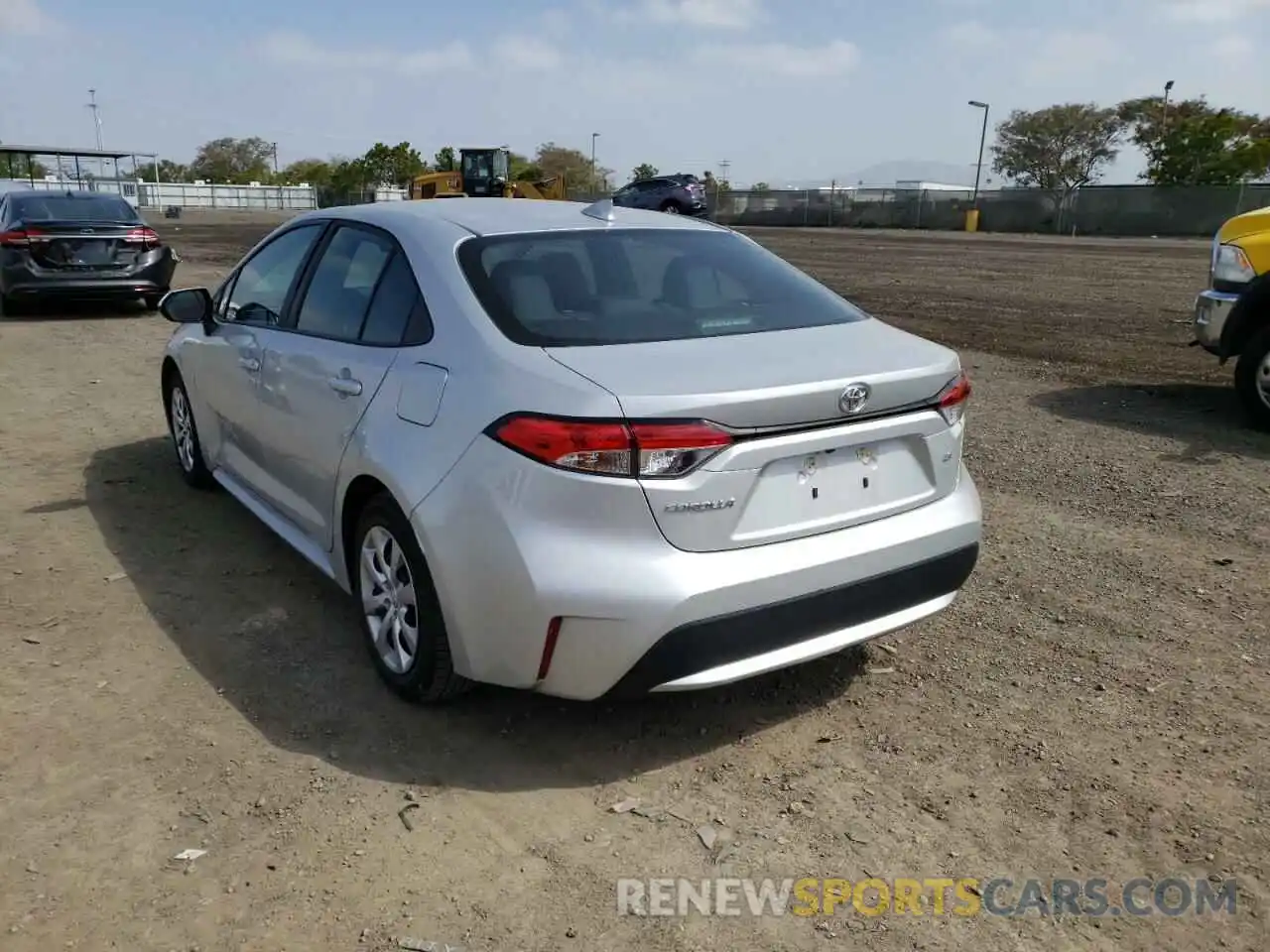 3 Photograph of a damaged car 5YFEPRAE9LP098360 TOYOTA COROLLA 2020