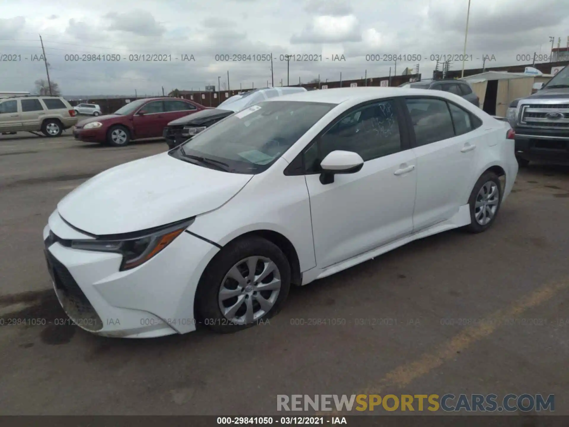 2 Photograph of a damaged car 5YFEPRAE9LP098715 TOYOTA COROLLA 2020