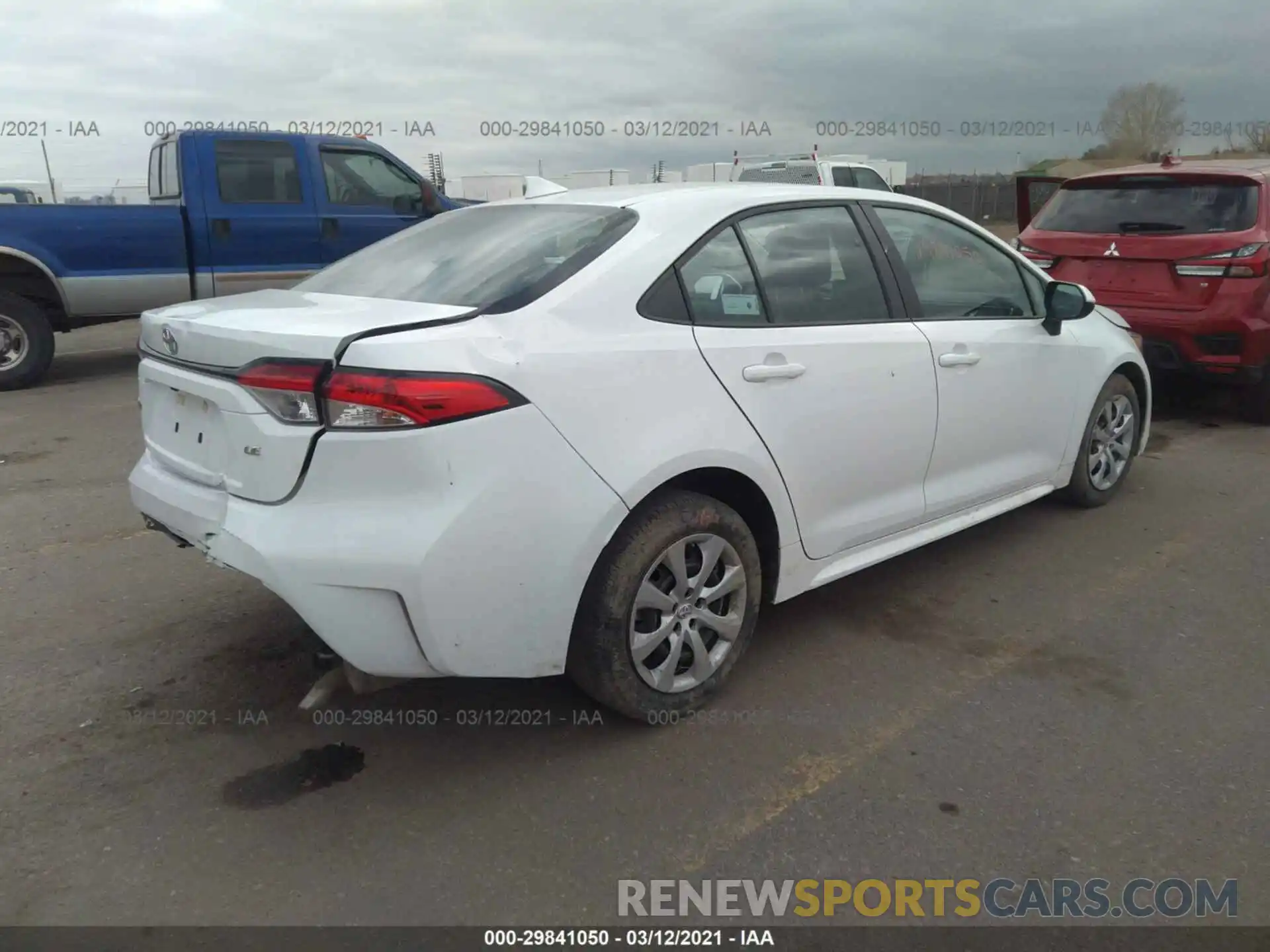 4 Photograph of a damaged car 5YFEPRAE9LP098715 TOYOTA COROLLA 2020