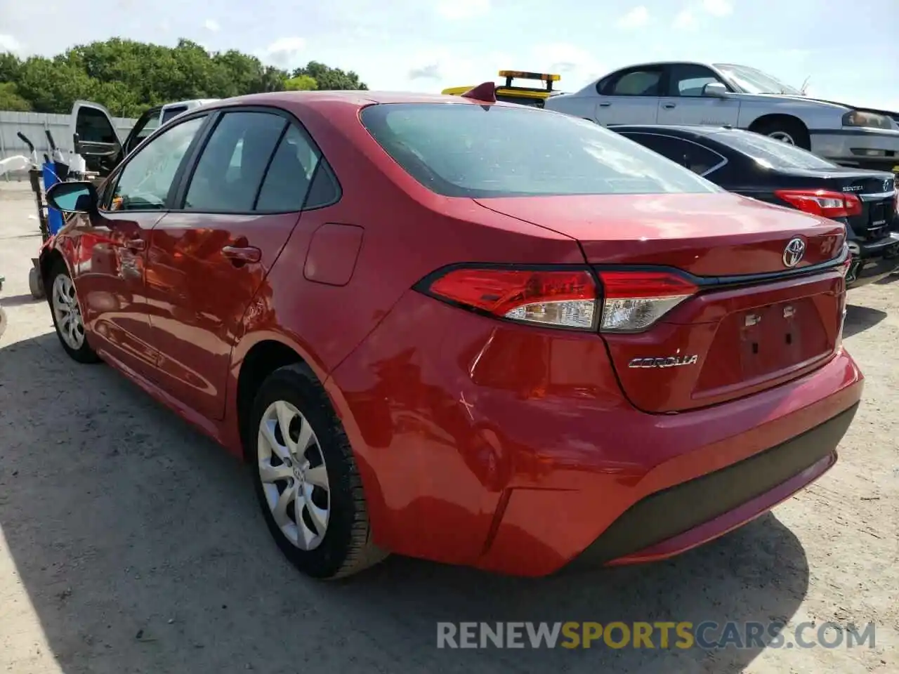 3 Photograph of a damaged car 5YFEPRAE9LP099461 TOYOTA COROLLA 2020