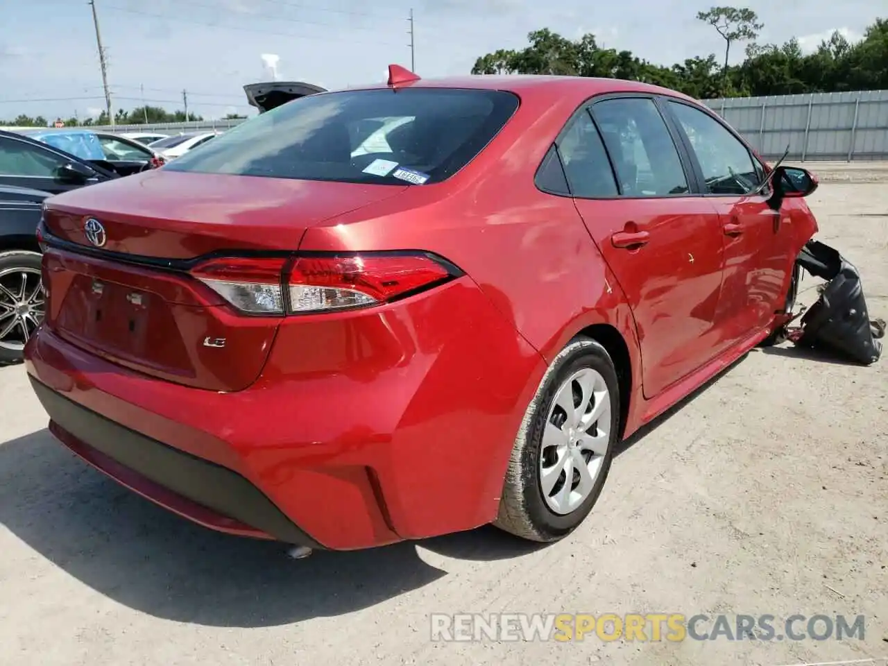 4 Photograph of a damaged car 5YFEPRAE9LP099461 TOYOTA COROLLA 2020