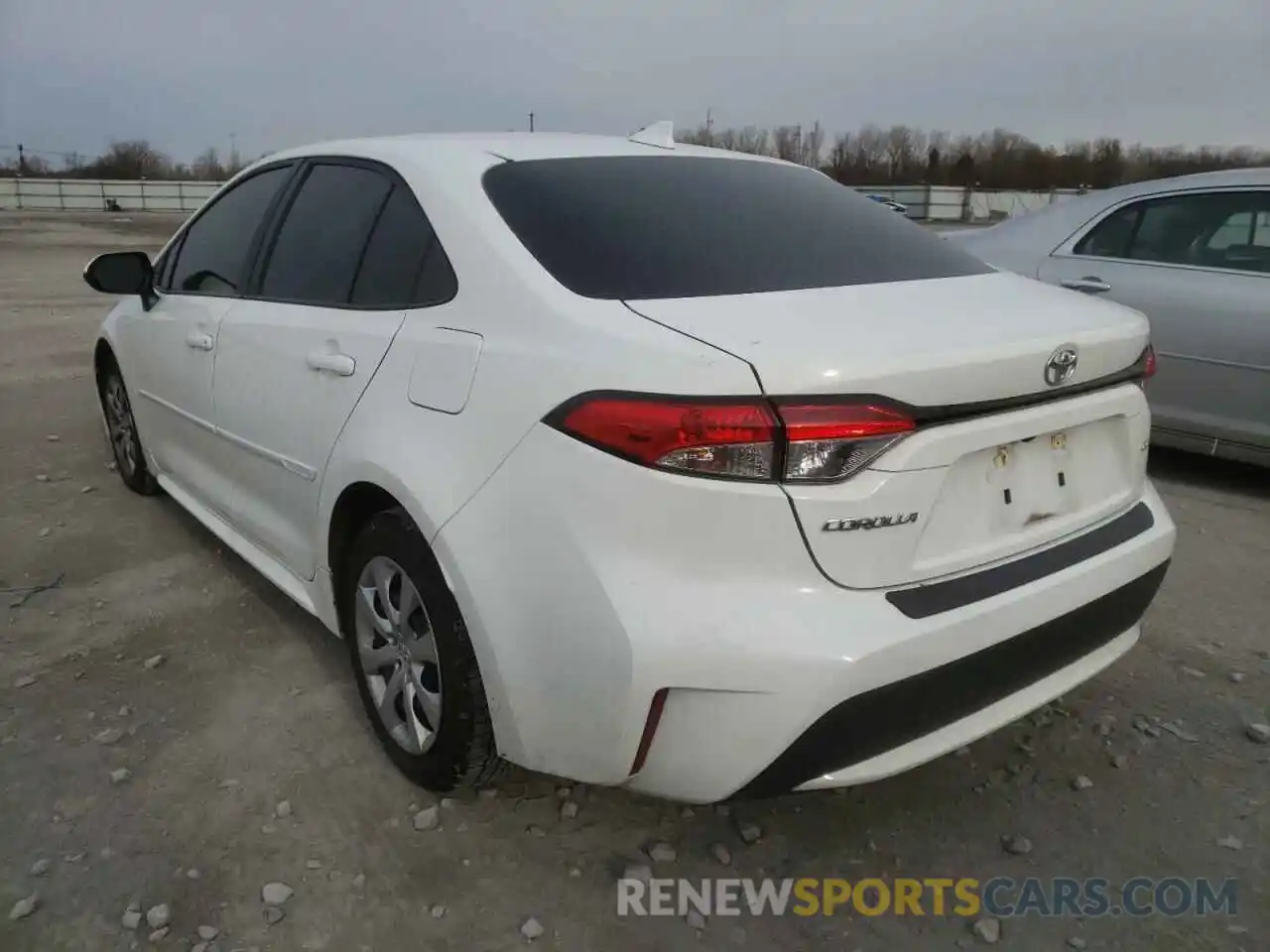 3 Photograph of a damaged car 5YFEPRAE9LP099976 TOYOTA COROLLA 2020