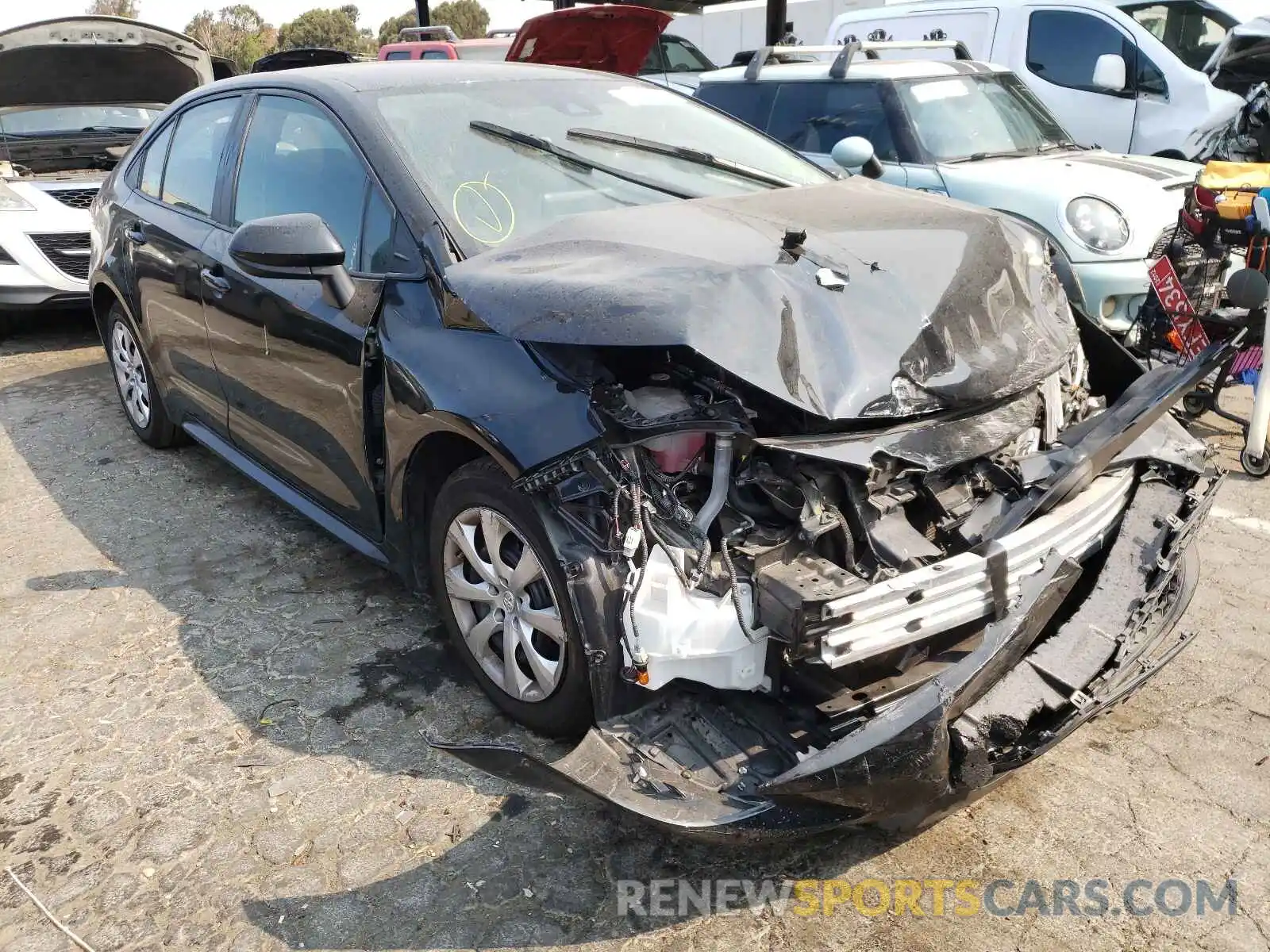 1 Photograph of a damaged car 5YFEPRAE9LP101192 TOYOTA COROLLA 2020