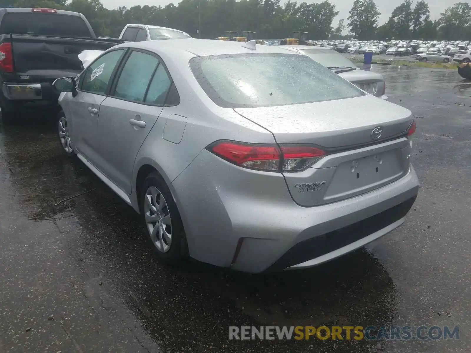 3 Photograph of a damaged car 5YFEPRAE9LP101225 TOYOTA COROLLA 2020