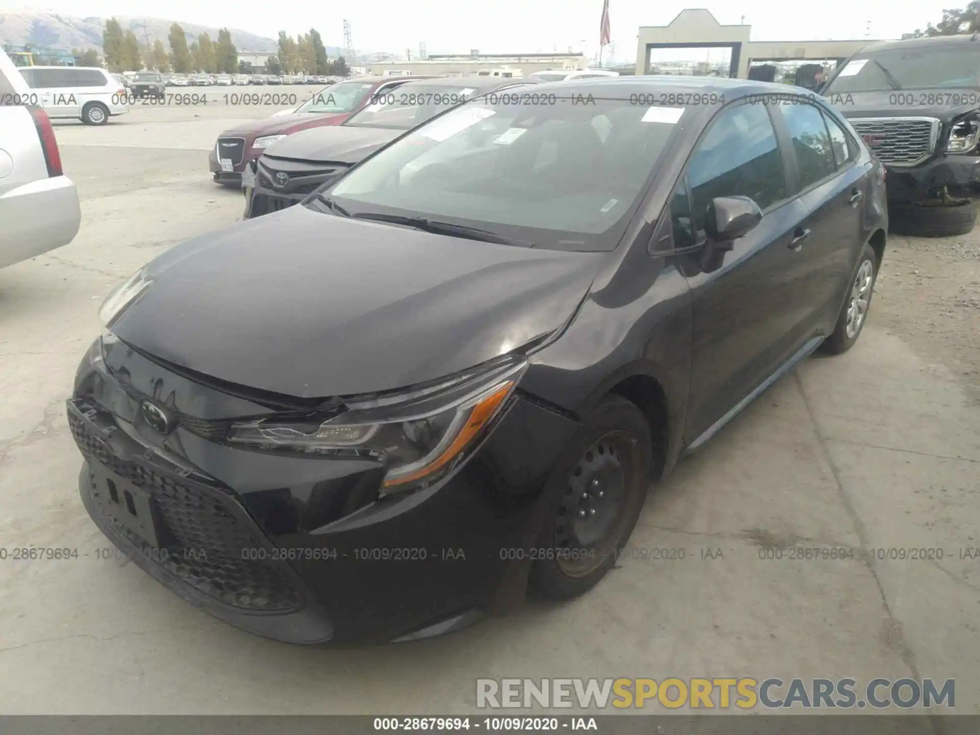 2 Photograph of a damaged car 5YFEPRAE9LP101970 TOYOTA COROLLA 2020