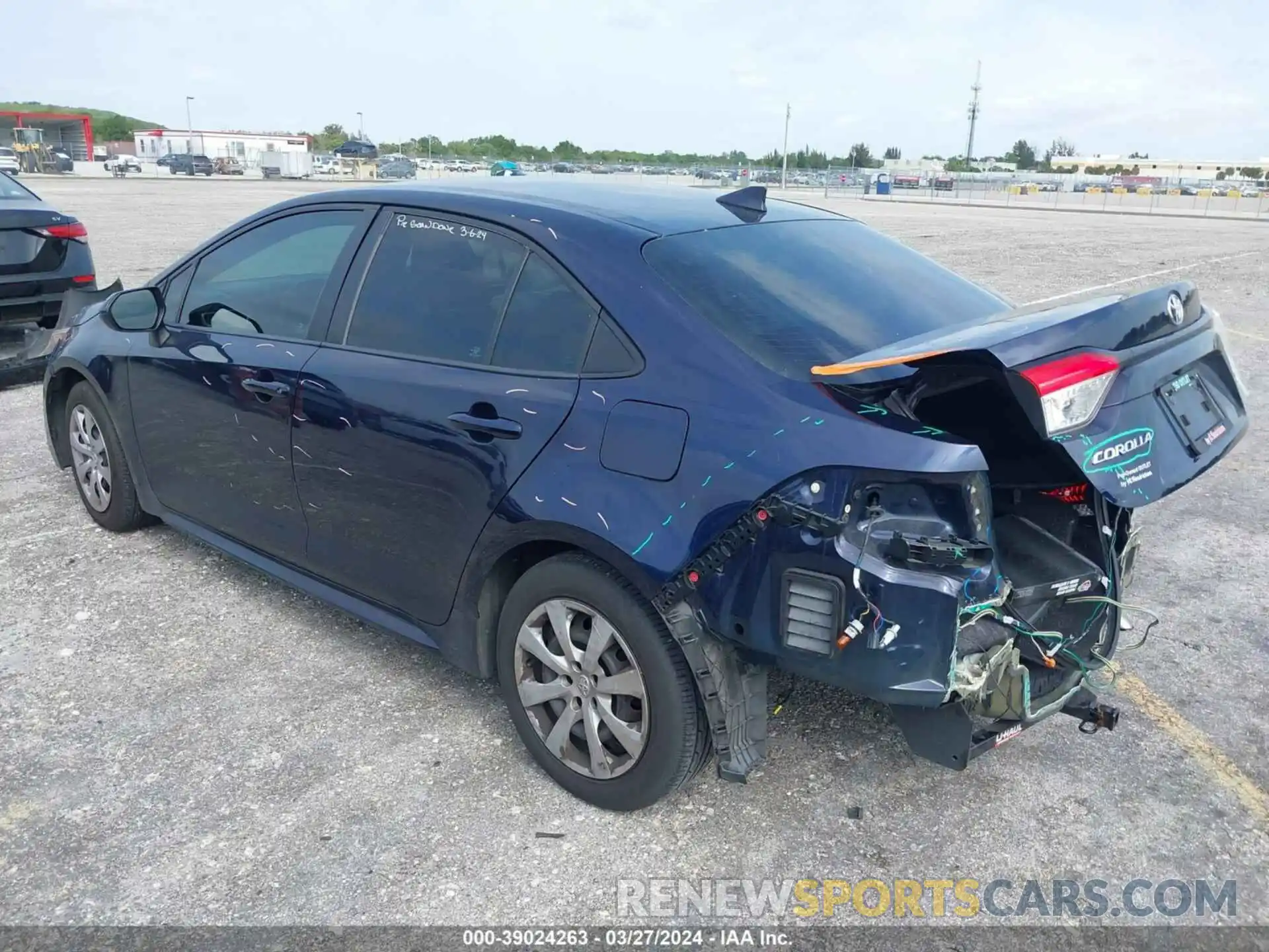 3 Photograph of a damaged car 5YFEPRAE9LP102102 TOYOTA COROLLA 2020