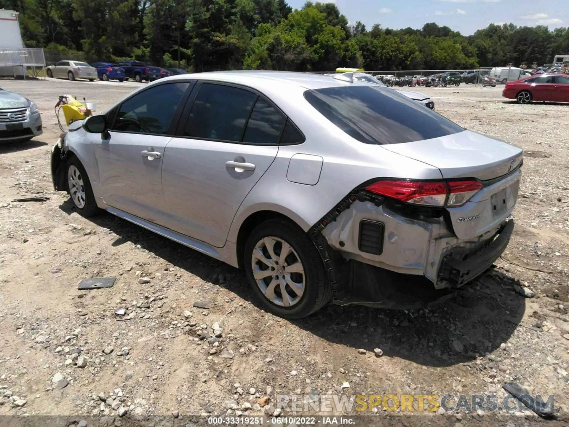 3 Photograph of a damaged car 5YFEPRAE9LP102424 TOYOTA COROLLA 2020