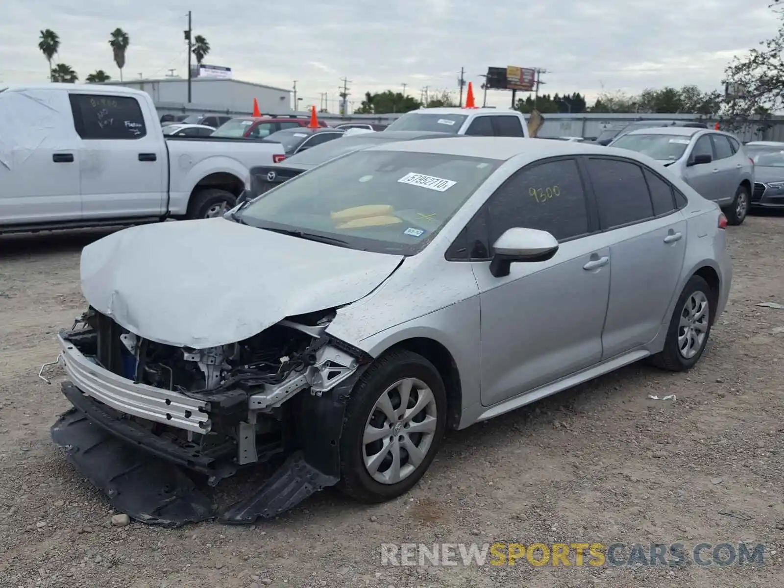 2 Photograph of a damaged car 5YFEPRAE9LP102696 TOYOTA COROLLA 2020