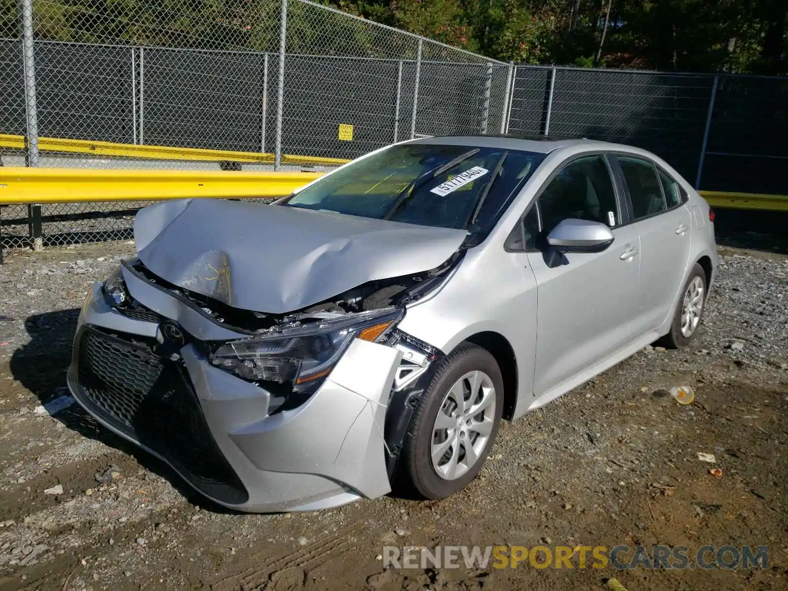 2 Photograph of a damaged car 5YFEPRAE9LP103069 TOYOTA COROLLA 2020