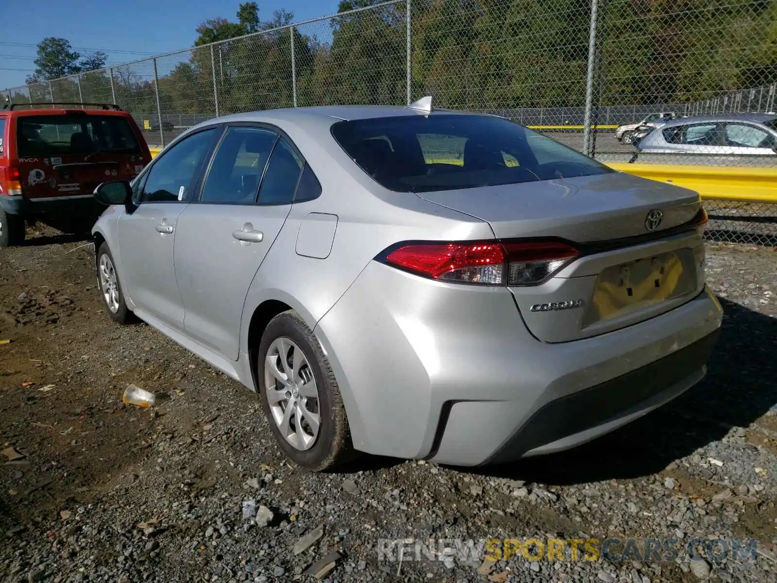 3 Photograph of a damaged car 5YFEPRAE9LP103069 TOYOTA COROLLA 2020