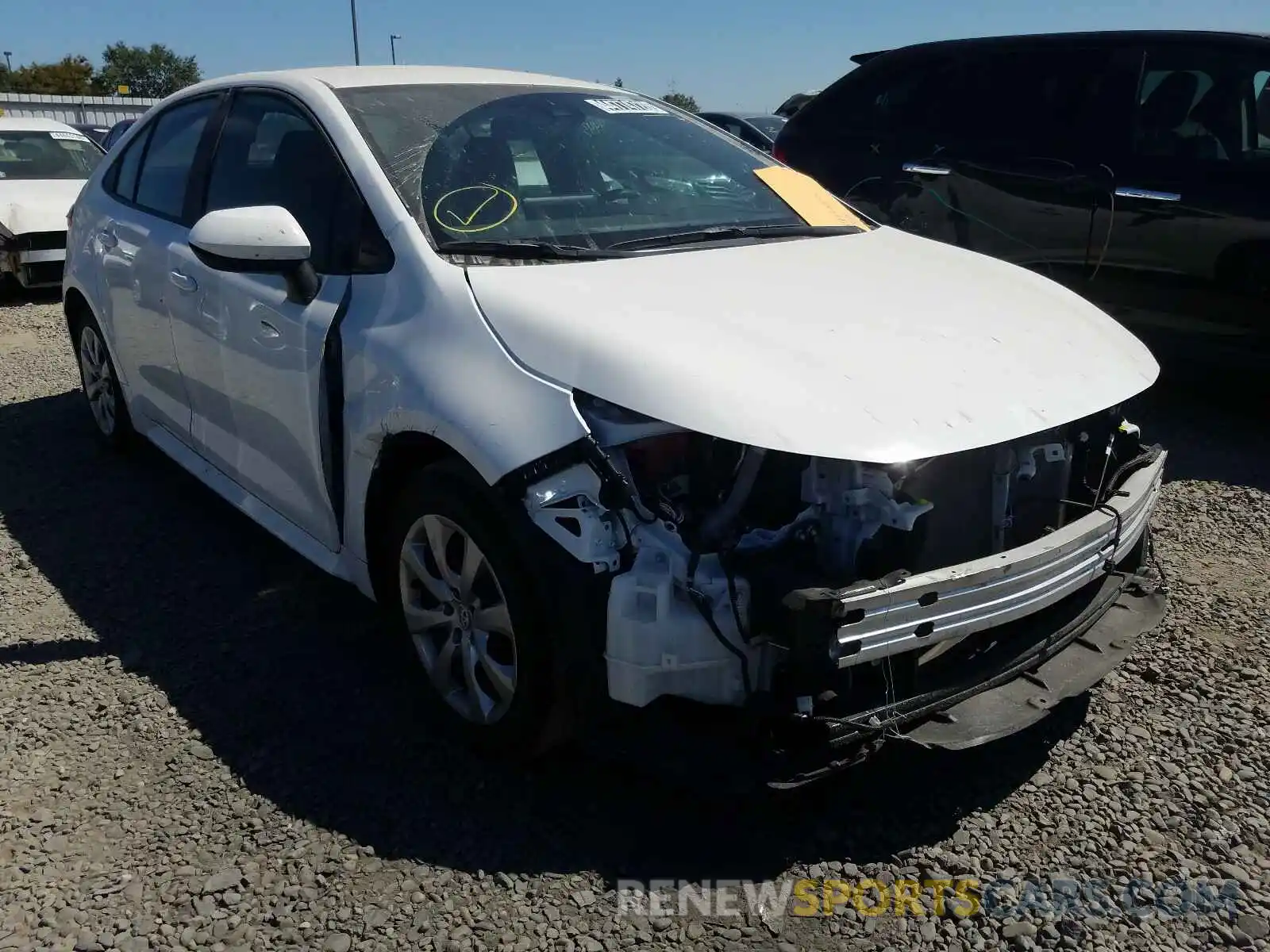 1 Photograph of a damaged car 5YFEPRAE9LP103363 TOYOTA COROLLA 2020