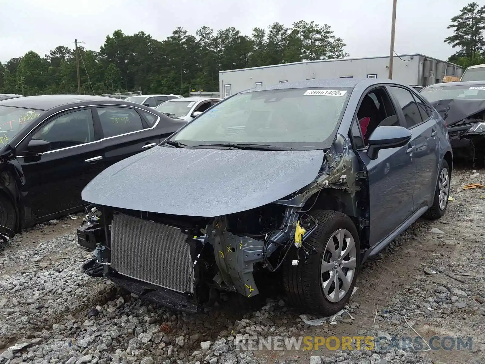 2 Photograph of a damaged car 5YFEPRAE9LP103556 TOYOTA COROLLA 2020