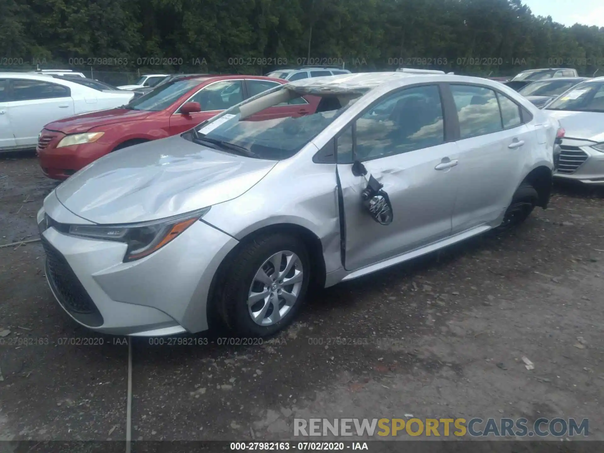 2 Photograph of a damaged car 5YFEPRAE9LP104092 TOYOTA COROLLA 2020