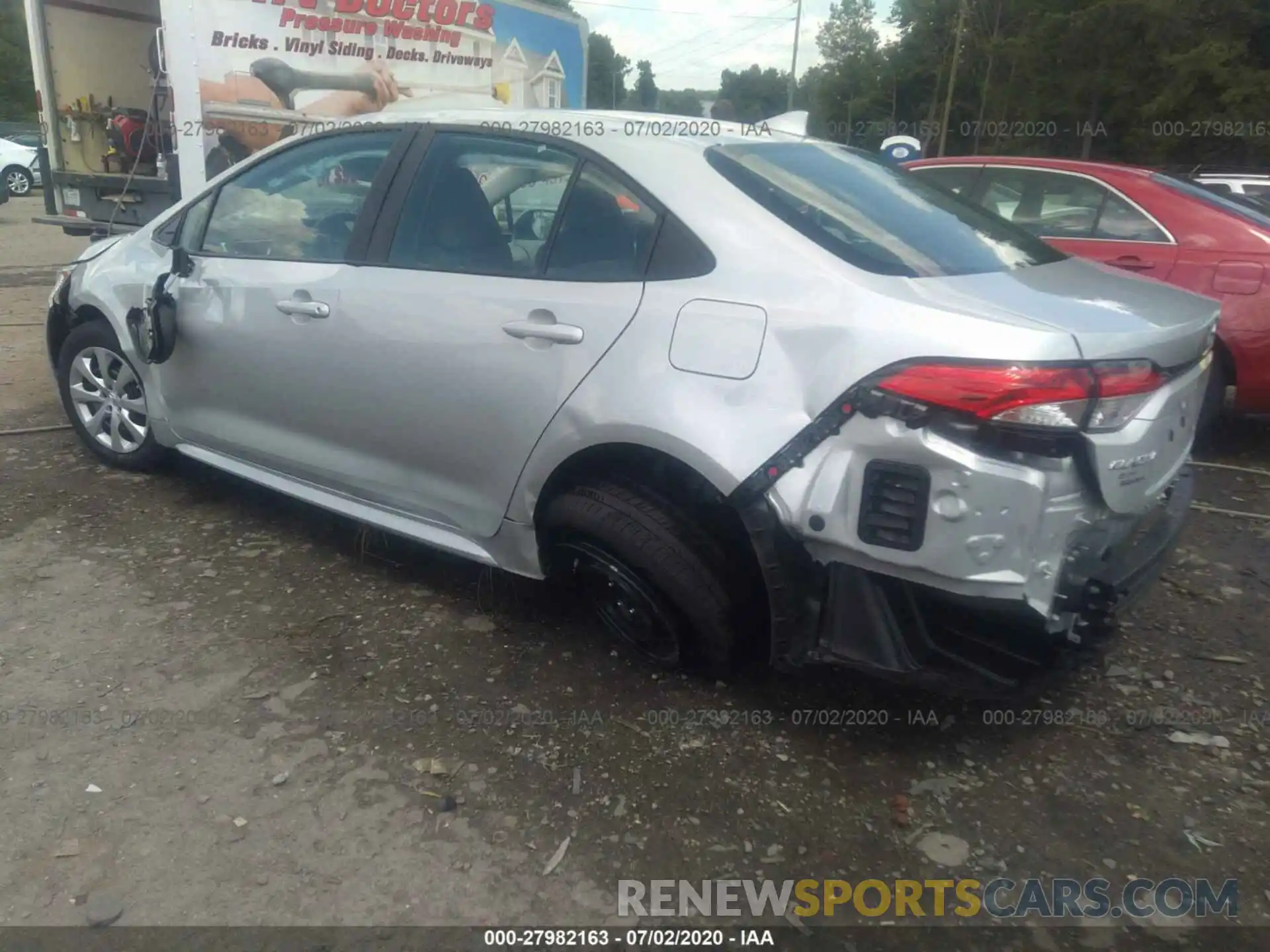 3 Photograph of a damaged car 5YFEPRAE9LP104092 TOYOTA COROLLA 2020