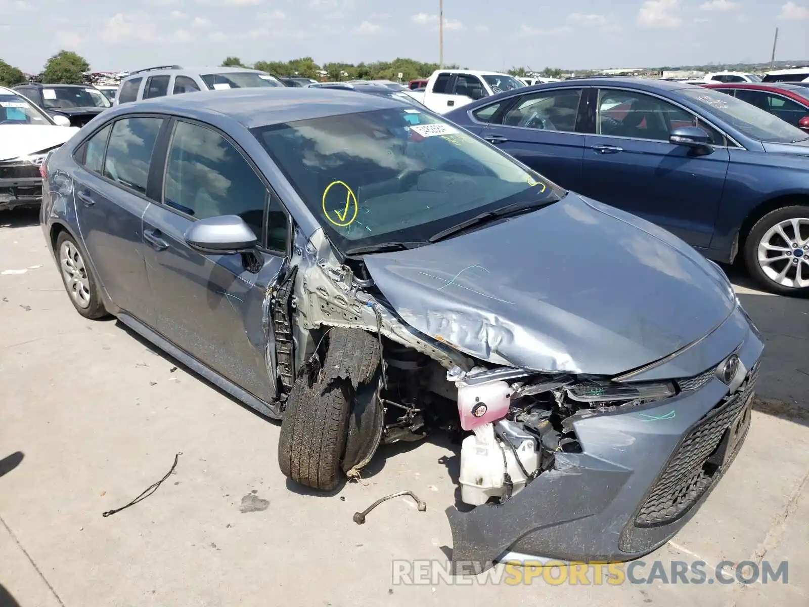 1 Photograph of a damaged car 5YFEPRAE9LP104691 TOYOTA COROLLA 2020