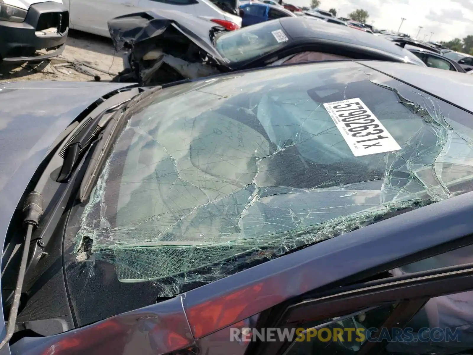 10 Photograph of a damaged car 5YFEPRAE9LP105341 TOYOTA COROLLA 2020