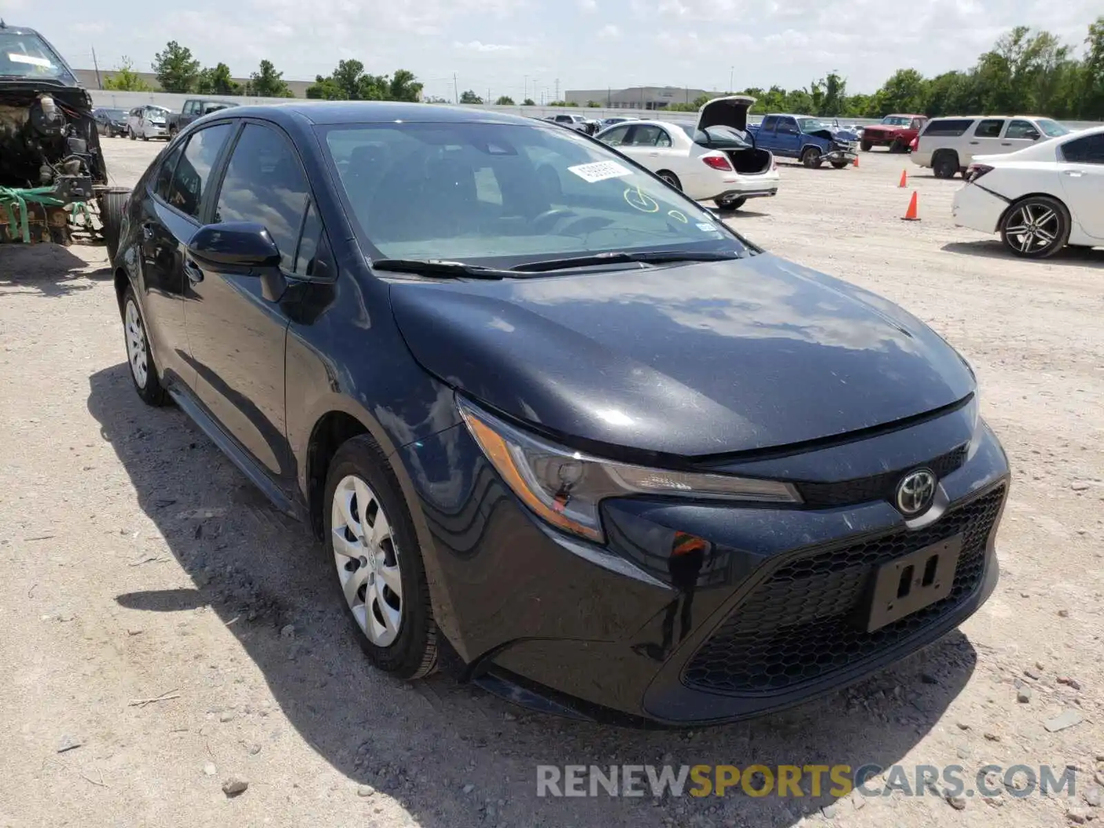 1 Photograph of a damaged car 5YFEPRAE9LP105727 TOYOTA COROLLA 2020