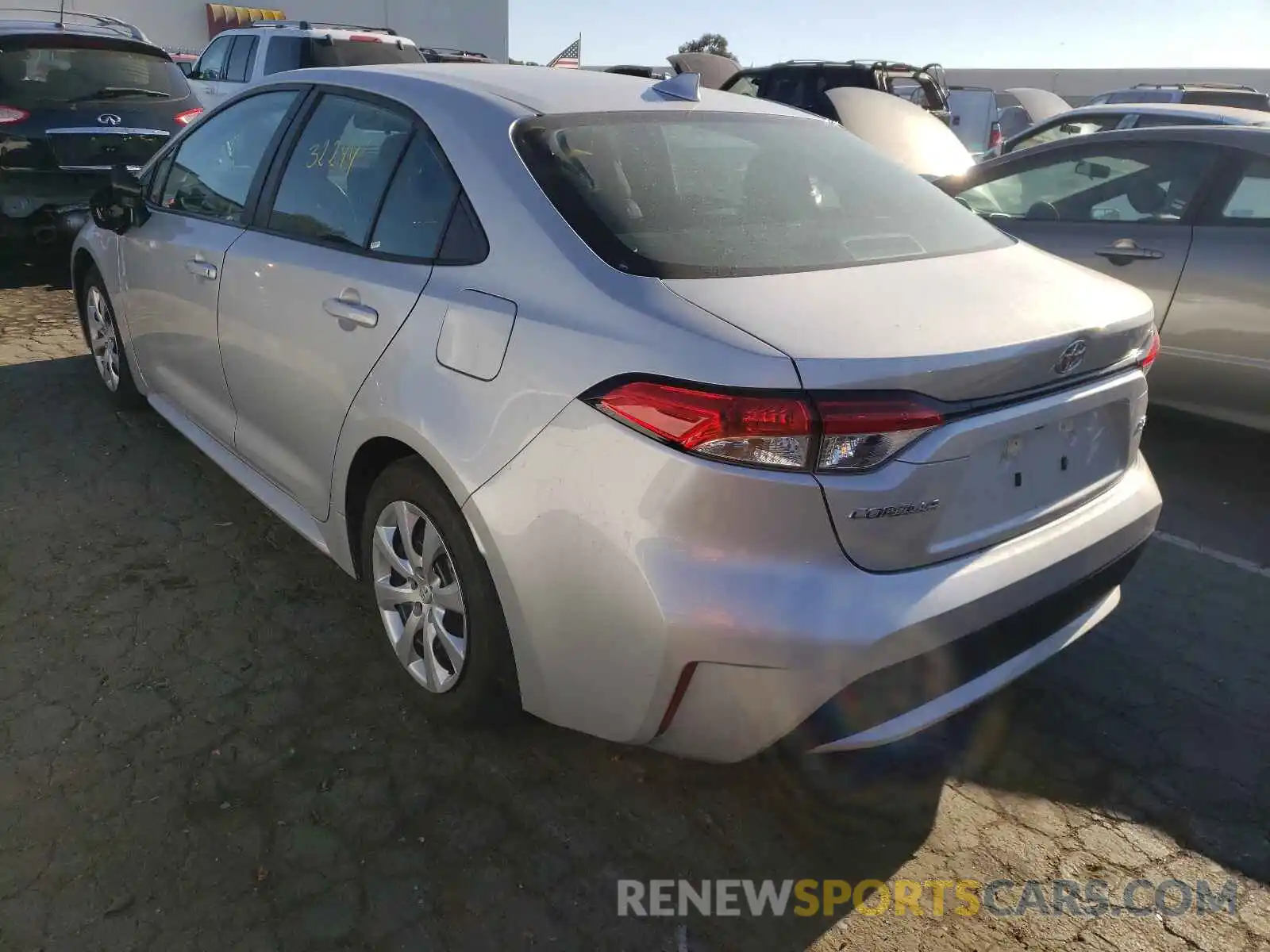 3 Photograph of a damaged car 5YFEPRAE9LP107557 TOYOTA COROLLA 2020