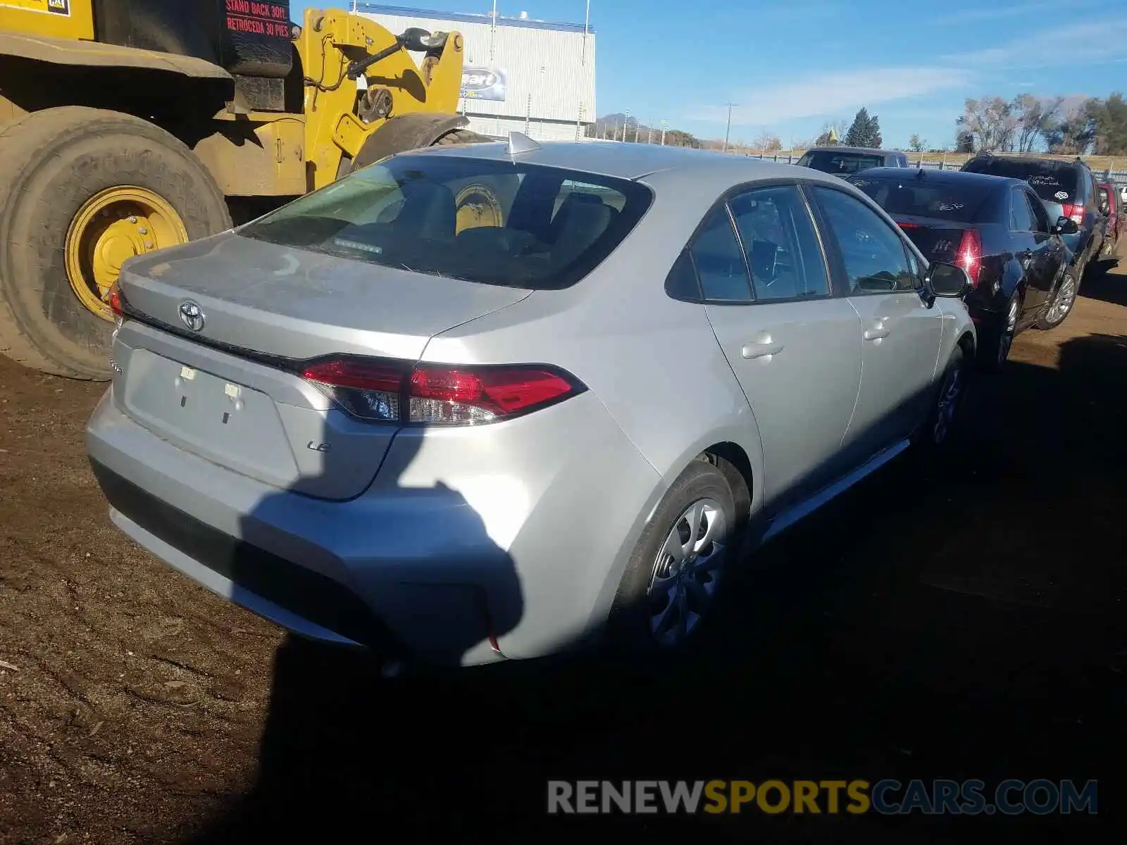 4 Photograph of a damaged car 5YFEPRAE9LP109079 TOYOTA COROLLA 2020