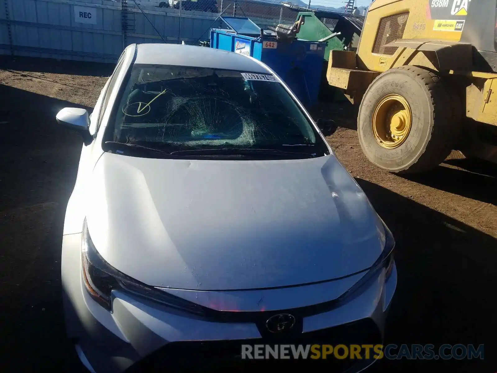 9 Photograph of a damaged car 5YFEPRAE9LP109079 TOYOTA COROLLA 2020