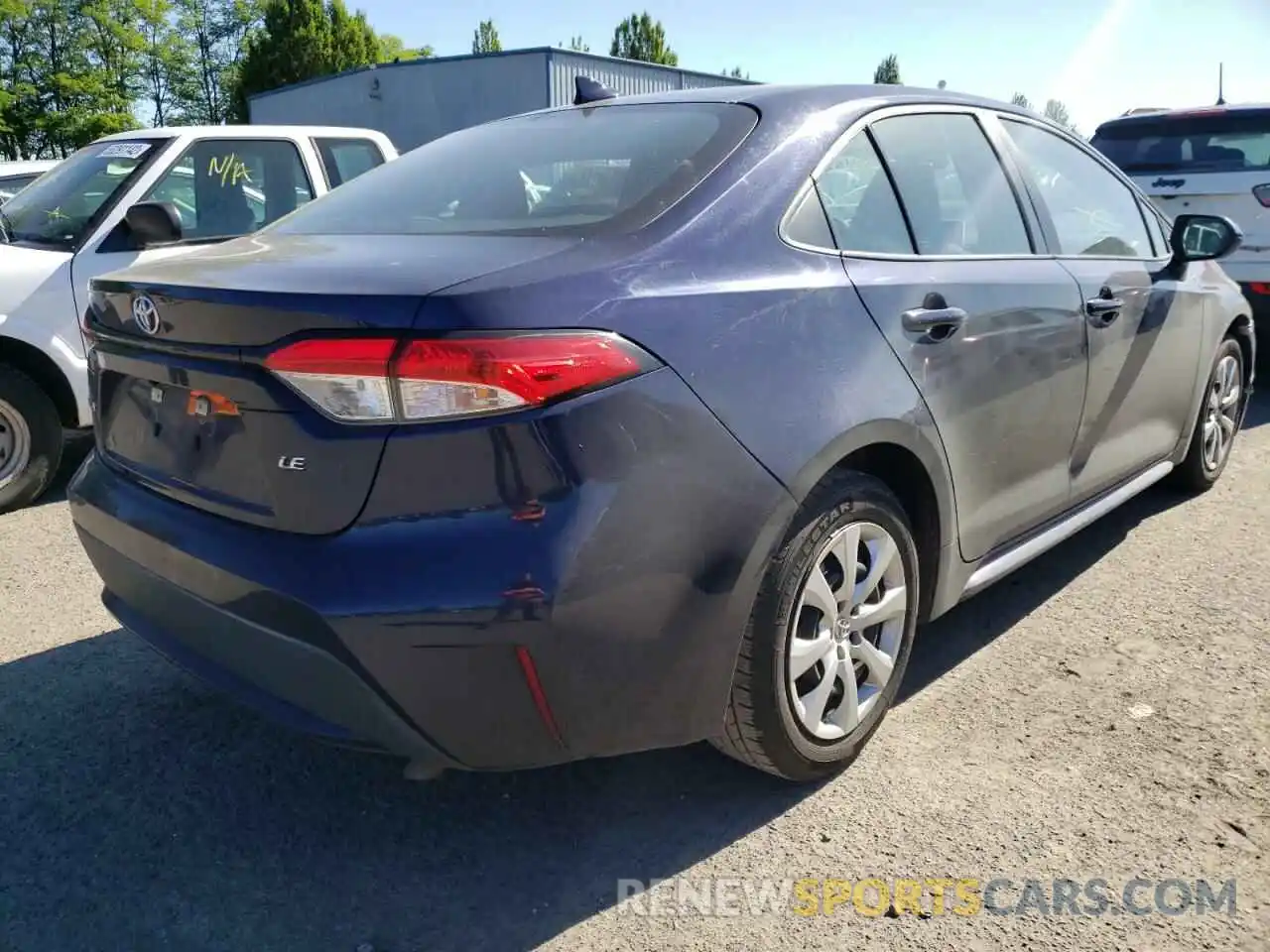 4 Photograph of a damaged car 5YFEPRAE9LP109132 TOYOTA COROLLA 2020