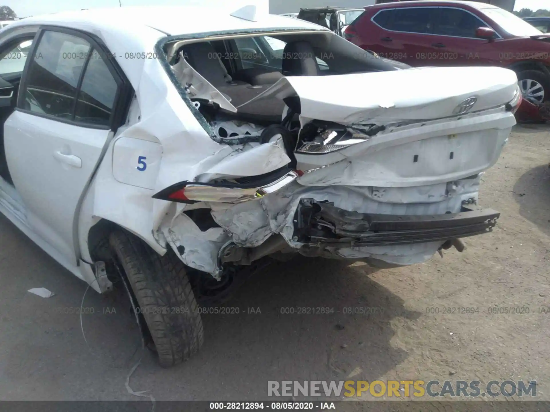 6 Photograph of a damaged car 5YFEPRAE9LP109535 TOYOTA COROLLA 2020