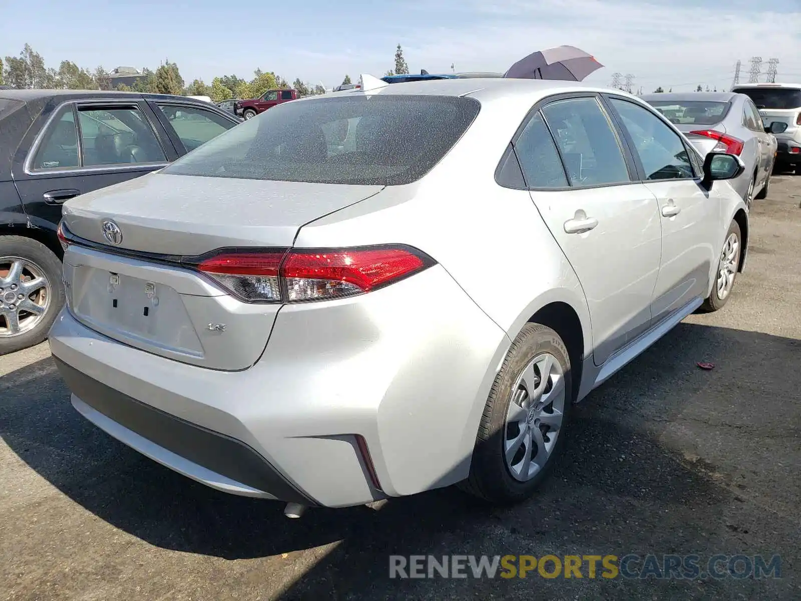 4 Photograph of a damaged car 5YFEPRAE9LP109731 TOYOTA COROLLA 2020